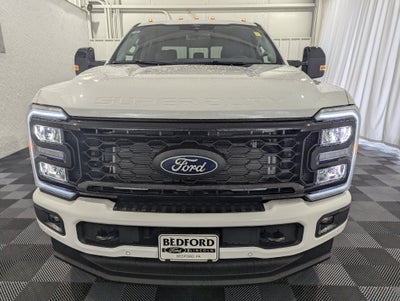 2027 Ford Super Duty F-350 SRW Lariat