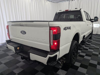 2027 Ford Super Duty F-350 SRW Lariat