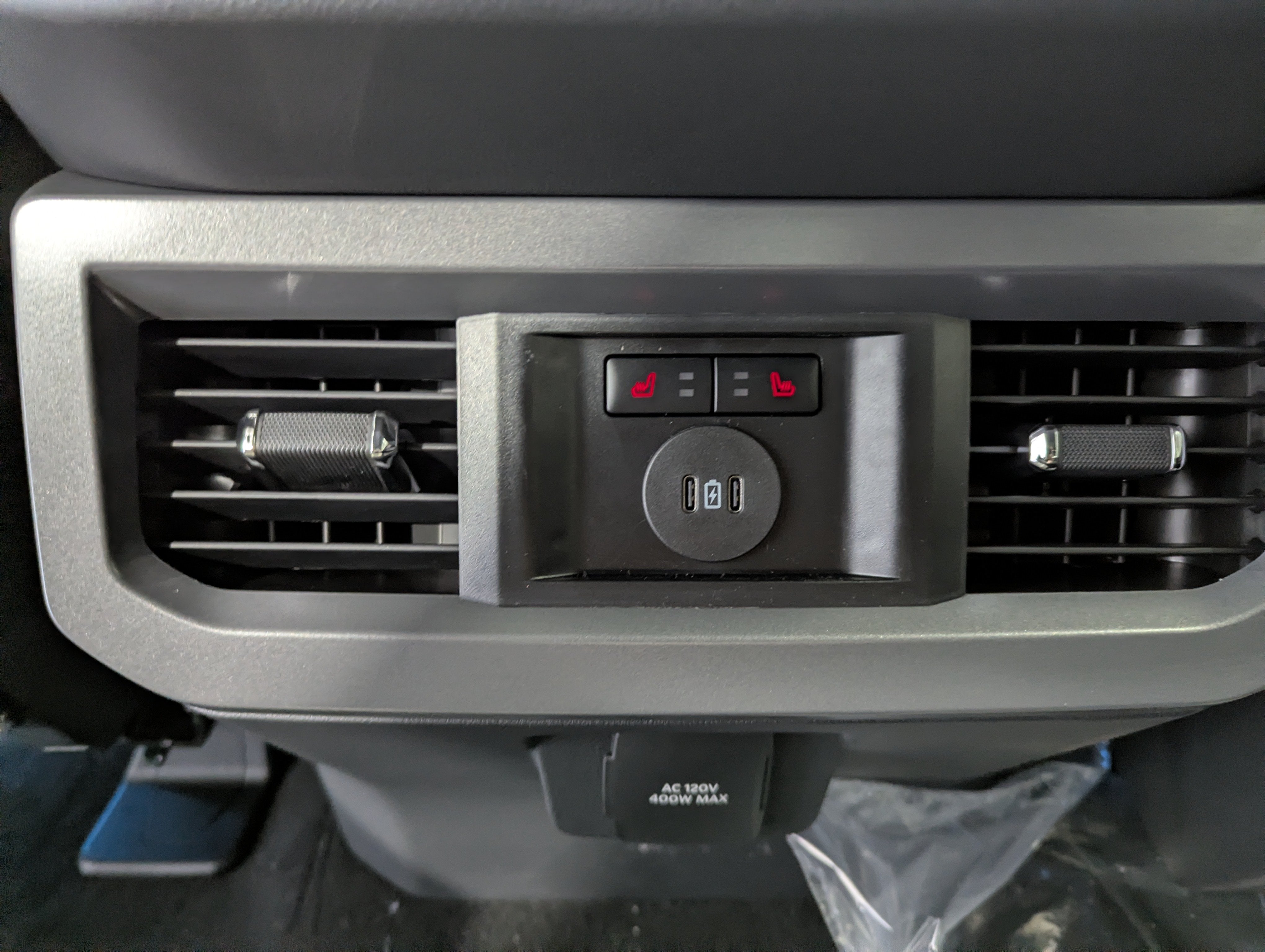 2027 Ford Super Duty F-350 SRW Lariat