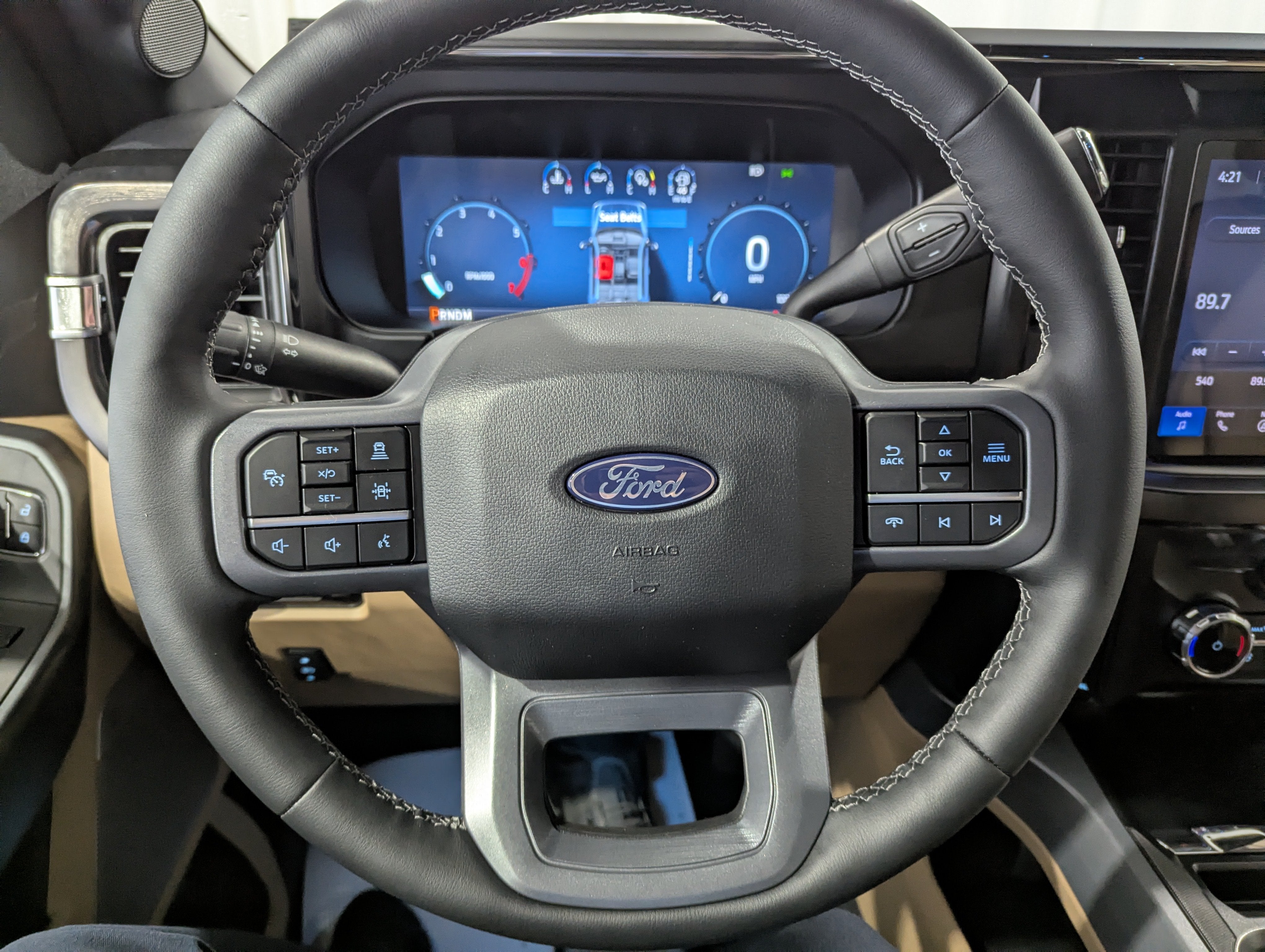 2027 Ford Super Duty F-350 SRW LARIAT