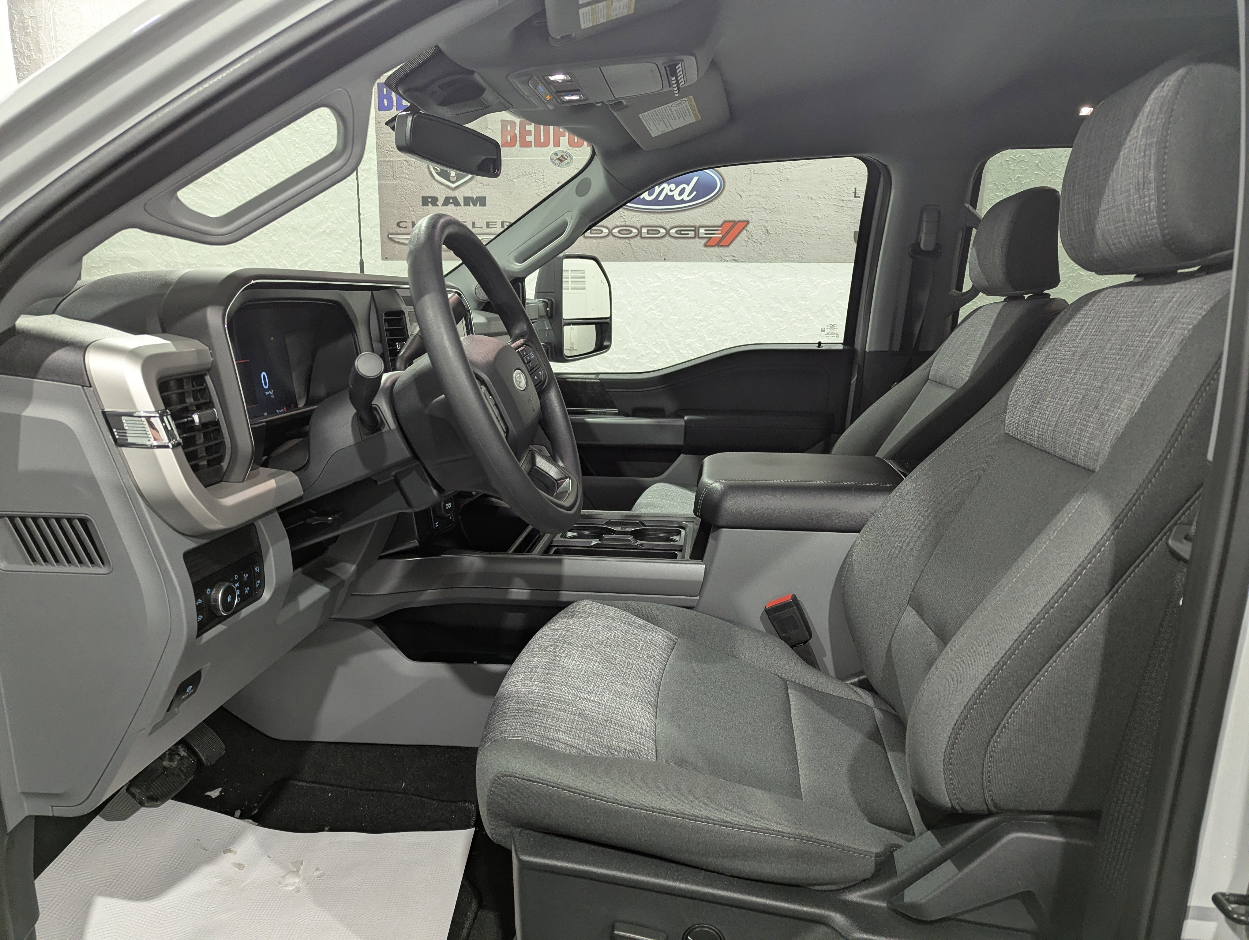 2026 Ford Super Duty F-350 SRW XLT