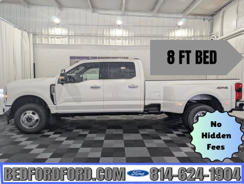 2027 Ford Super Duty F-350 DRW Lariat