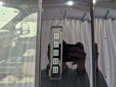 2027 Ford Super Duty F-350 DRW Lariat