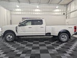 2027 Ford Super Duty F-350 DRW Lariat