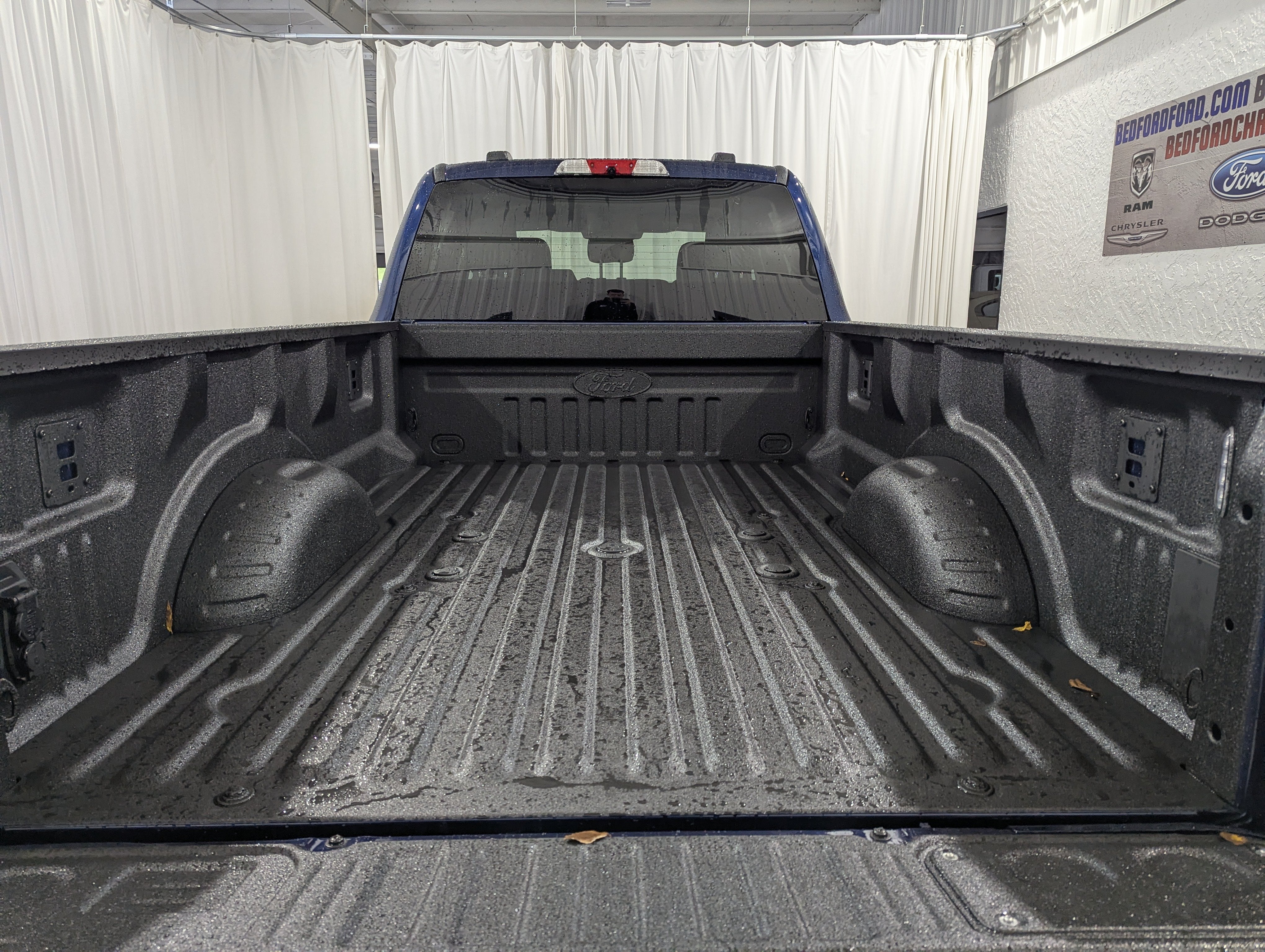 2027 Ford Super Duty F-350 DRW XLT