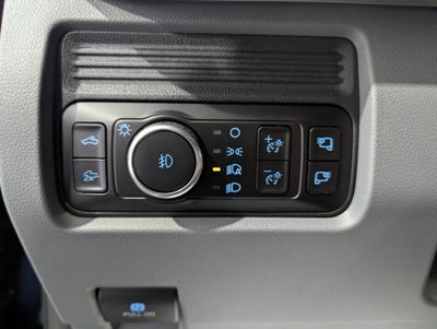2027 Ford Super Duty F-350 DRW XLT