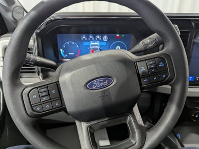 2027 Ford Super Duty F-350 DRW XLT
