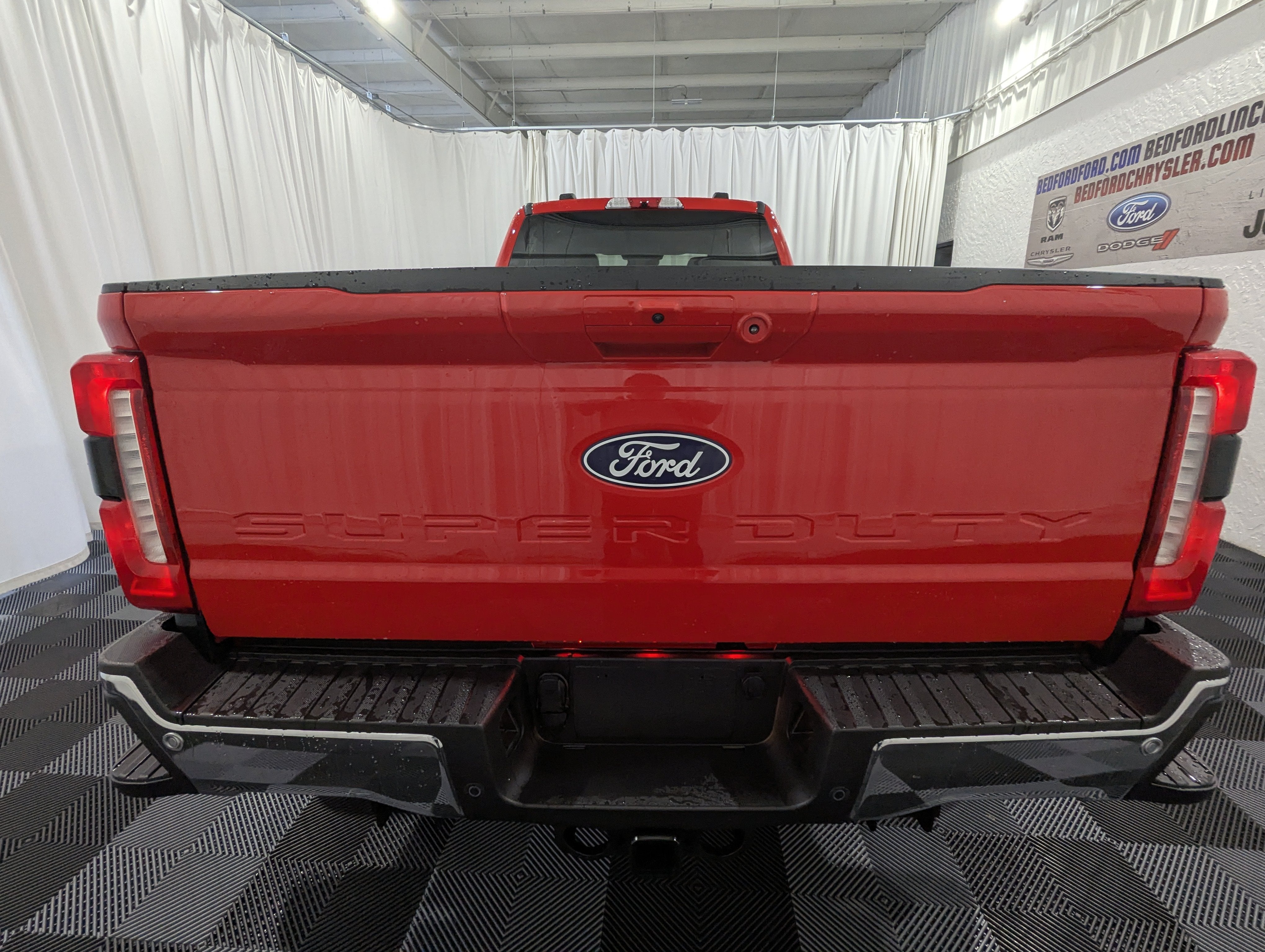 2027 Ford Super Duty F-350 DRW XLT