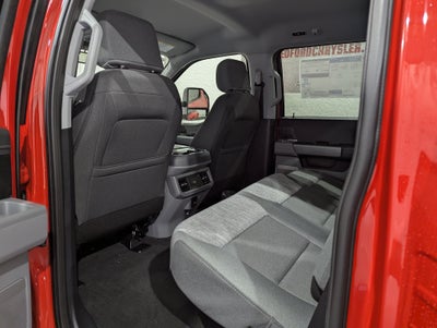 2027 Ford Super Duty F-350 DRW XLT