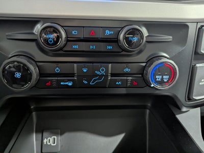 2027 Ford Super Duty F-350 DRW XLT