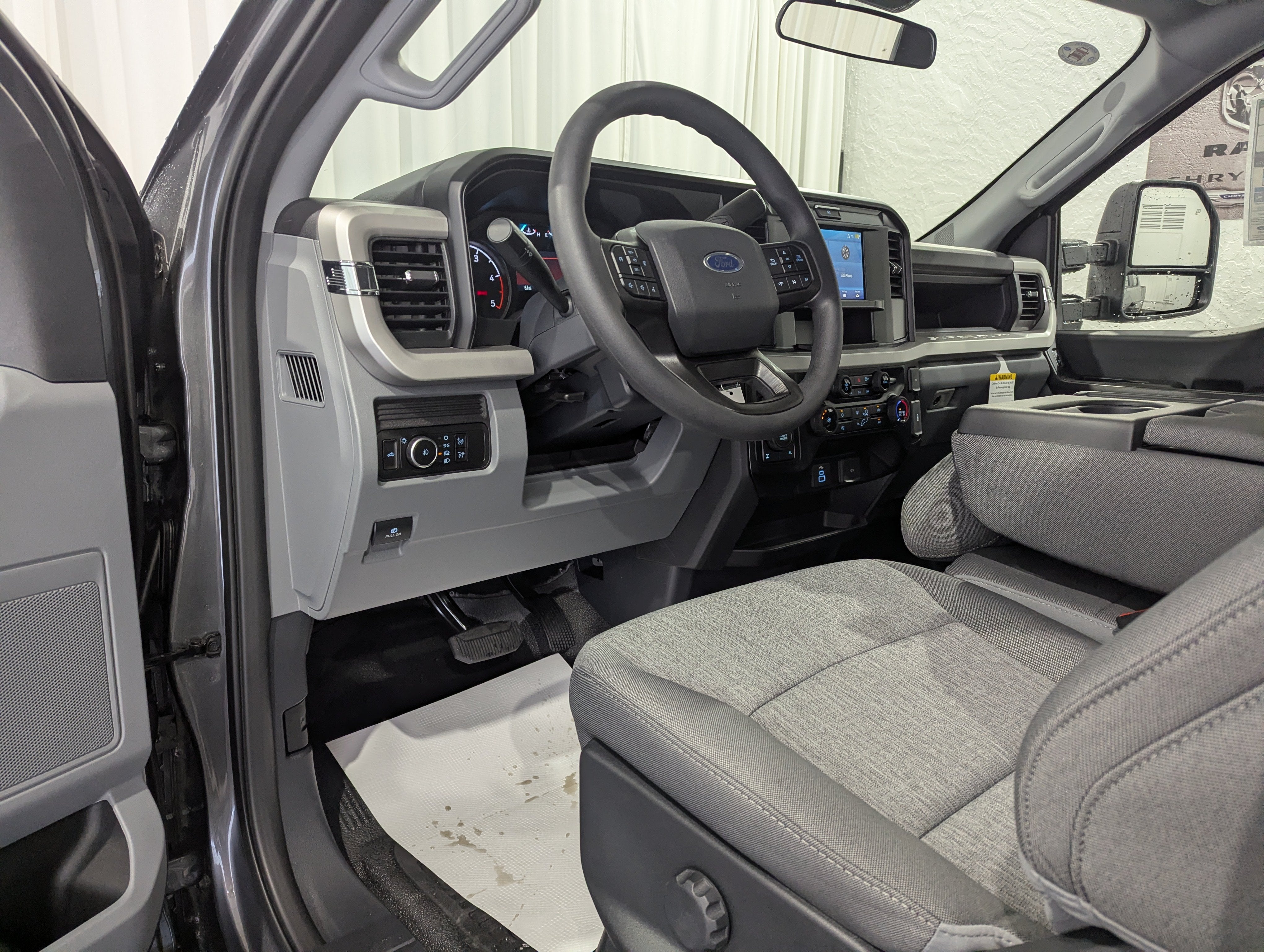 2026 Ford Super Duty F-350 SRW XL