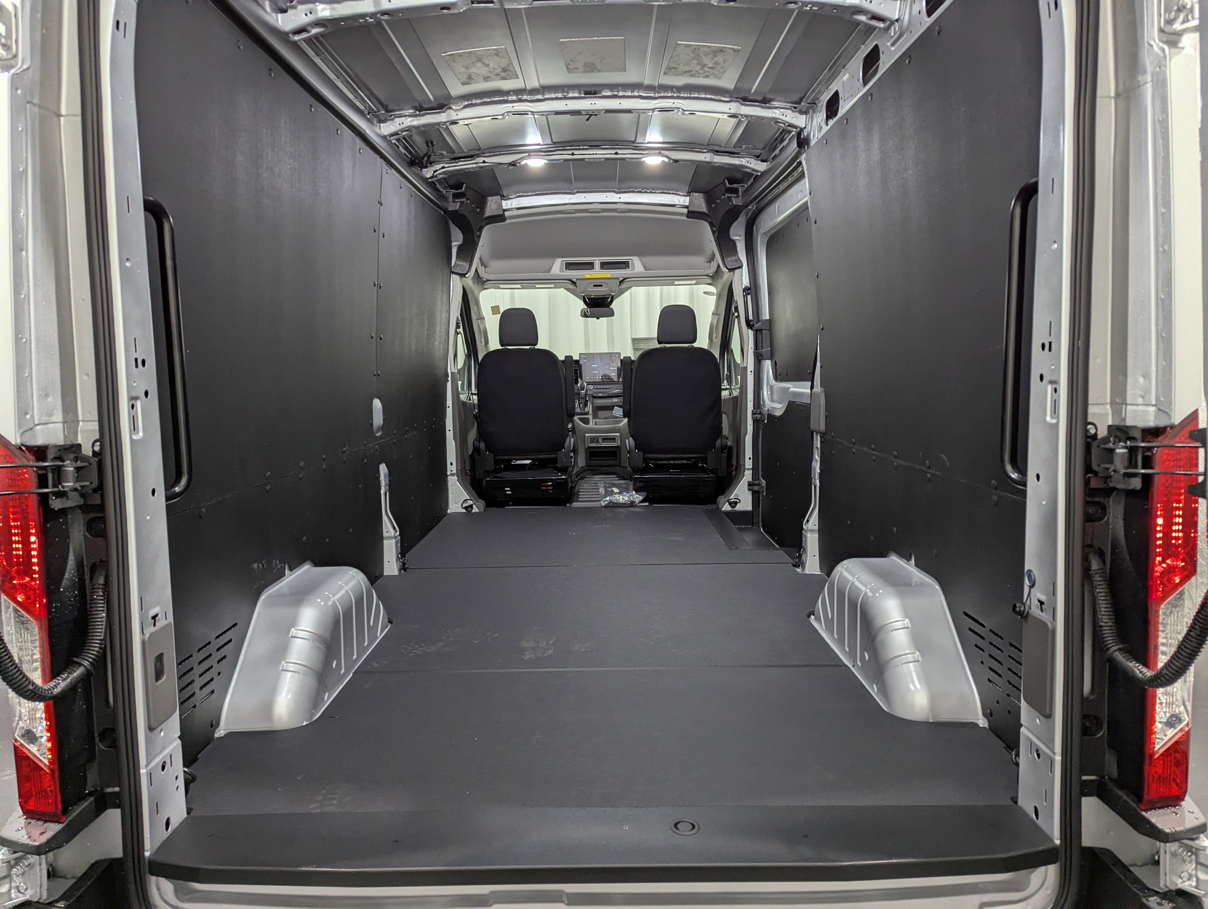 2026 Ford Transit Cargo Van Medium Roof AWD