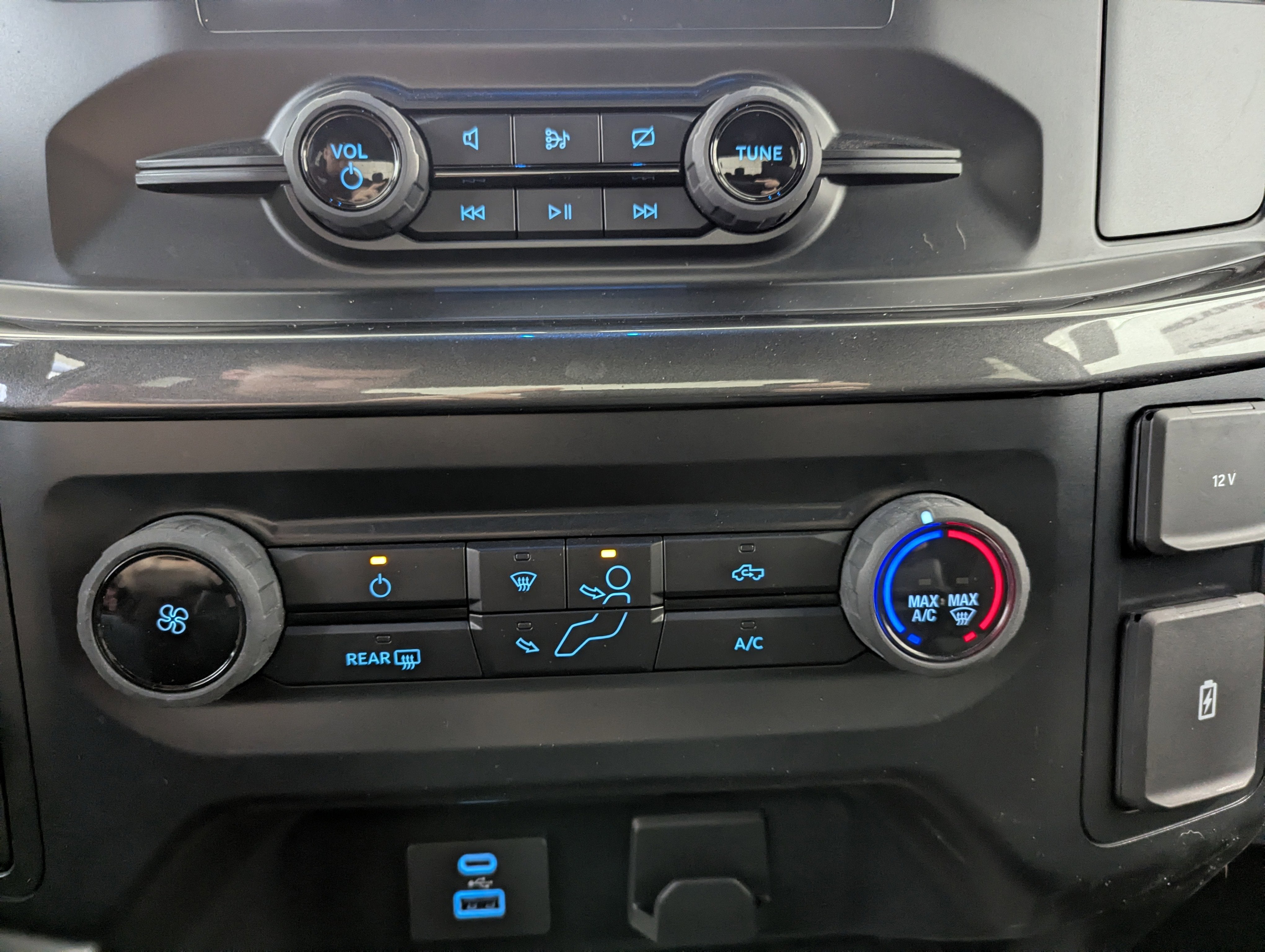 2022 Ford F-150 STX