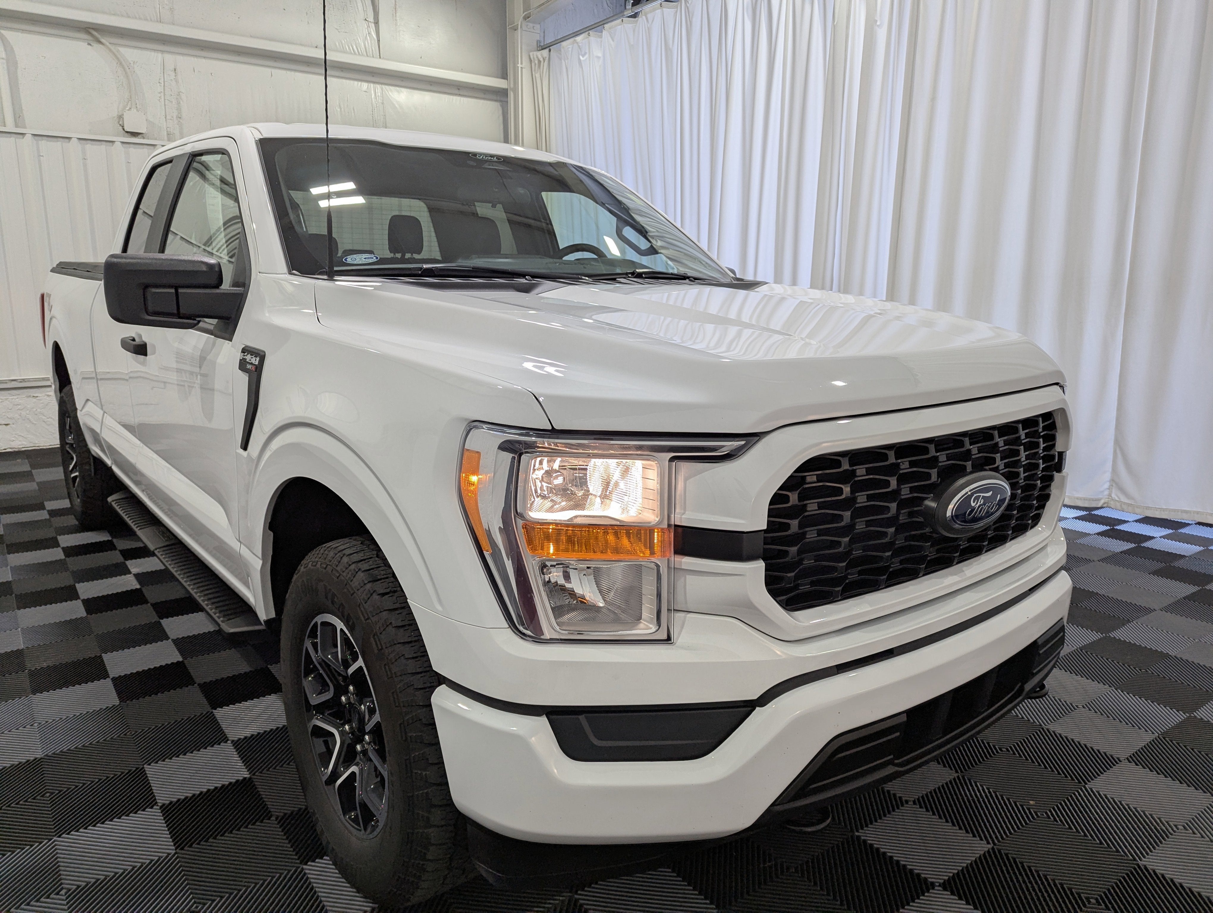 2022 Ford F-150 STX