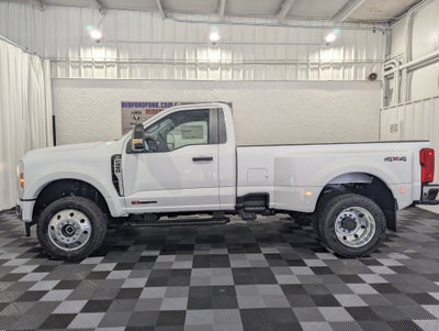 2027 Ford Super Duty F-450 DRW XLT