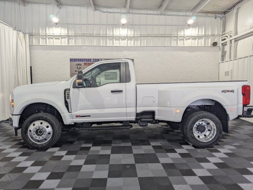 2027 Ford Super Duty F-450 DRW XLT