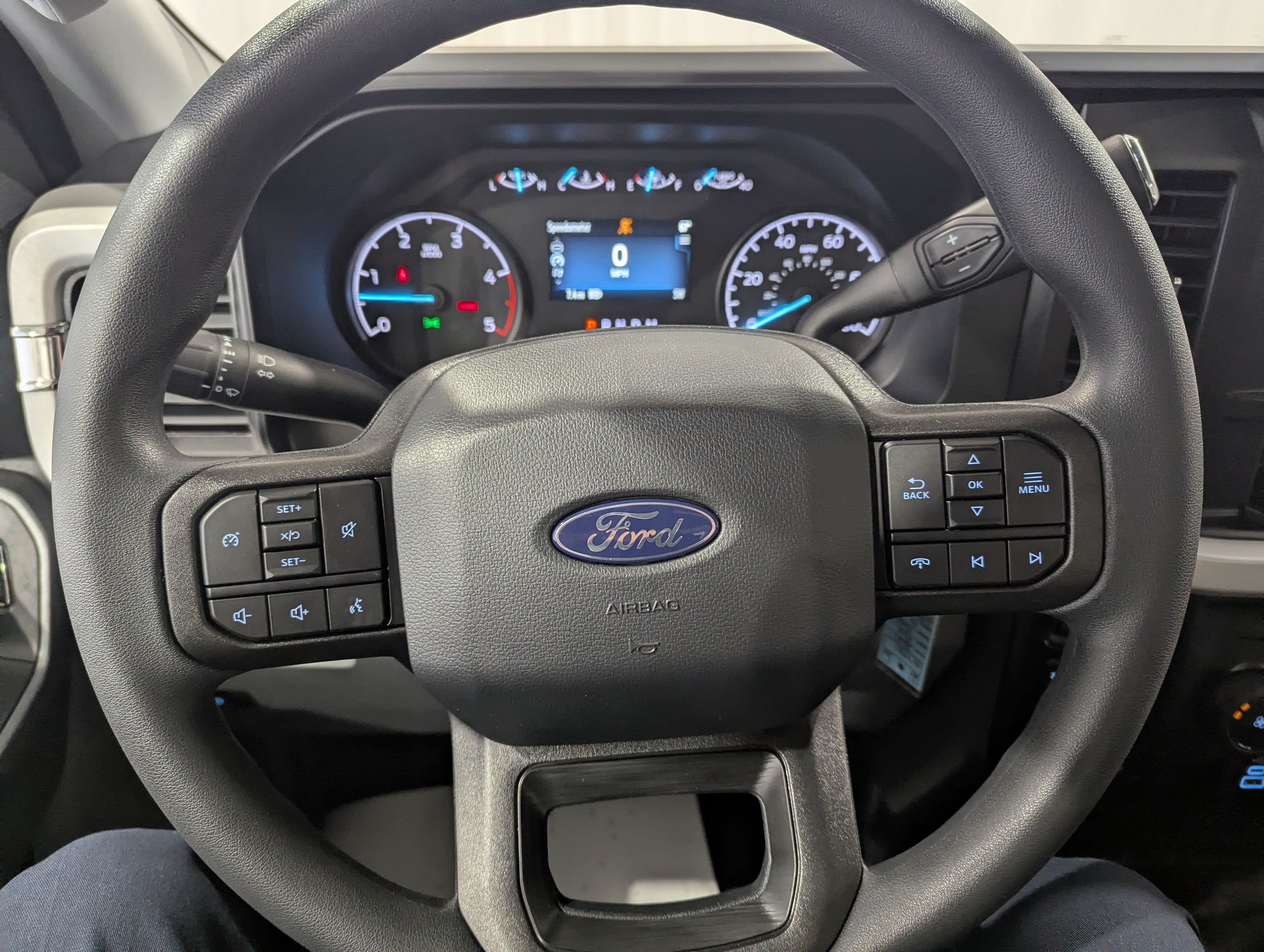 2027 Ford Super Duty F-450 DRW XLT