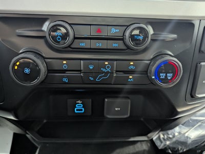 2027 Ford Super Duty F-450 DRW XLT
