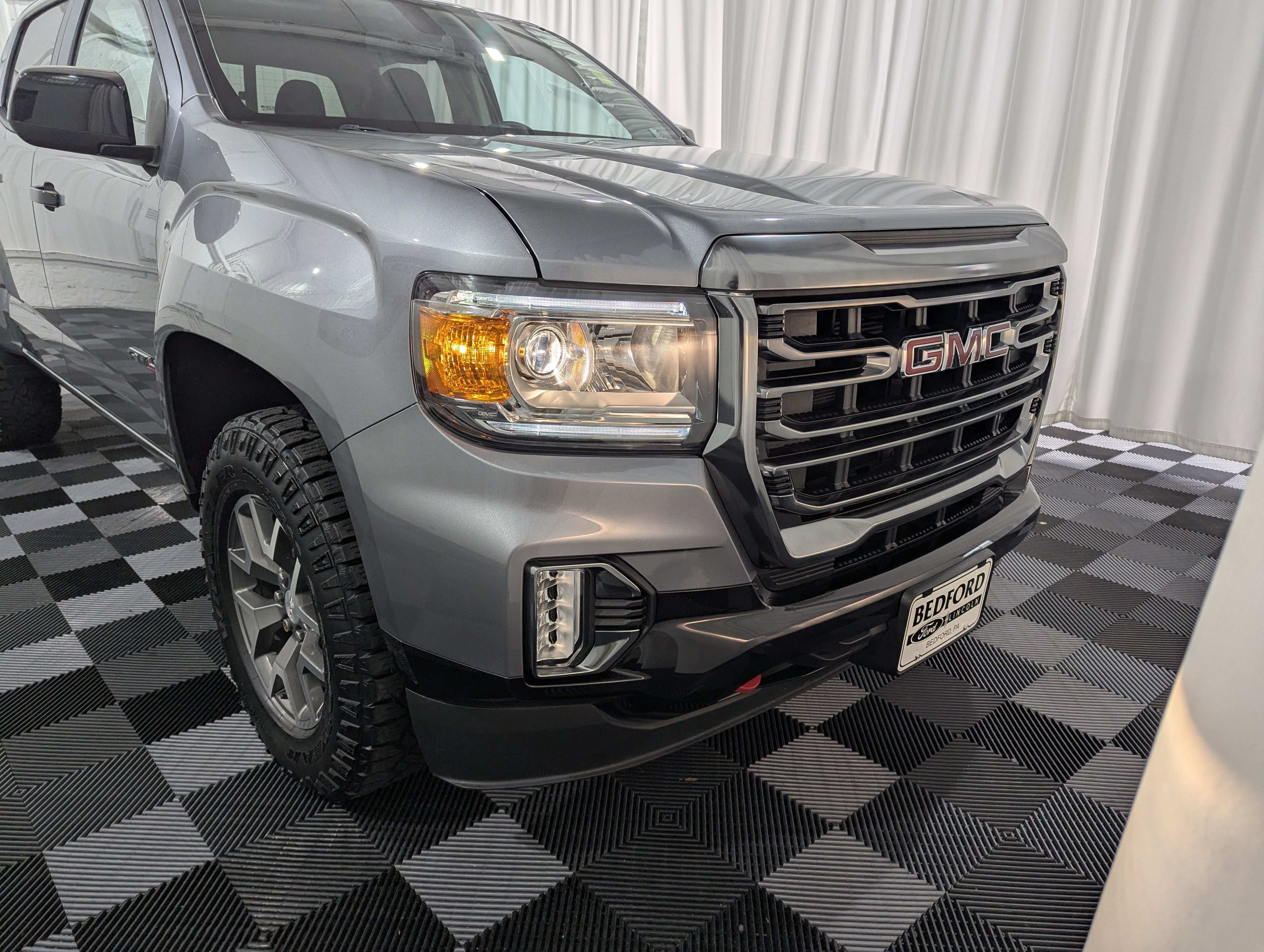 2022 GMC Canyon AT4 4x4