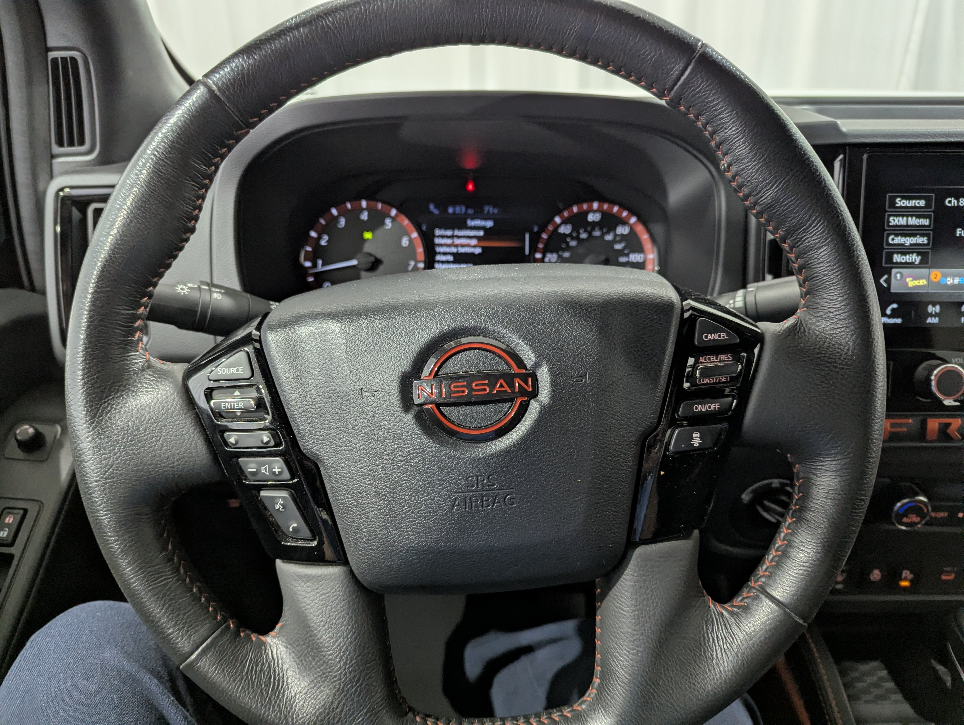 2025 Nissan Frontier PRO-4X 4x4