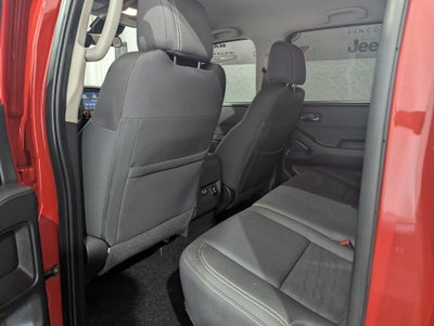 2022 Nissan Frontier SV 4x4