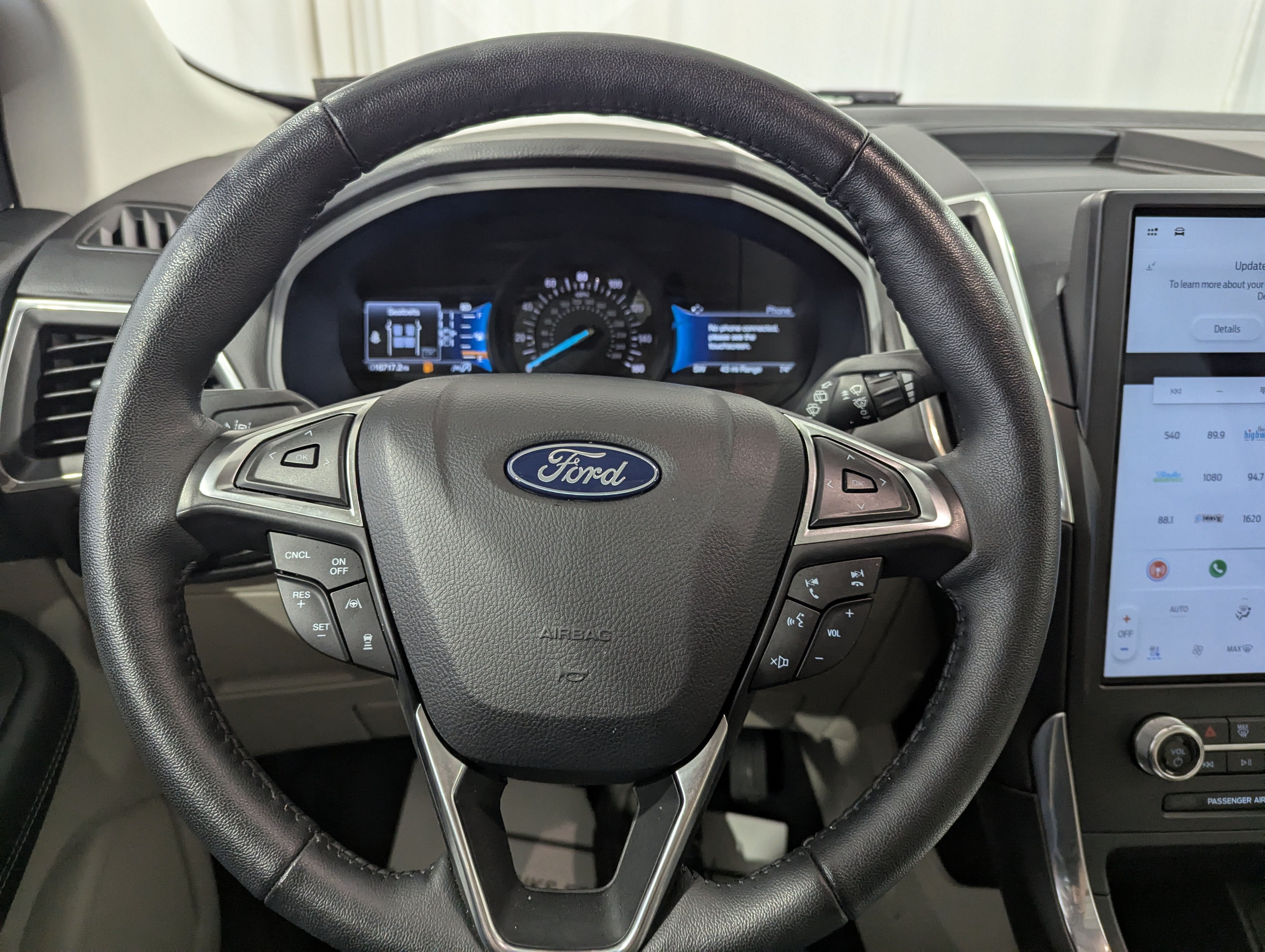 2024 Ford Edge Titanium AWD