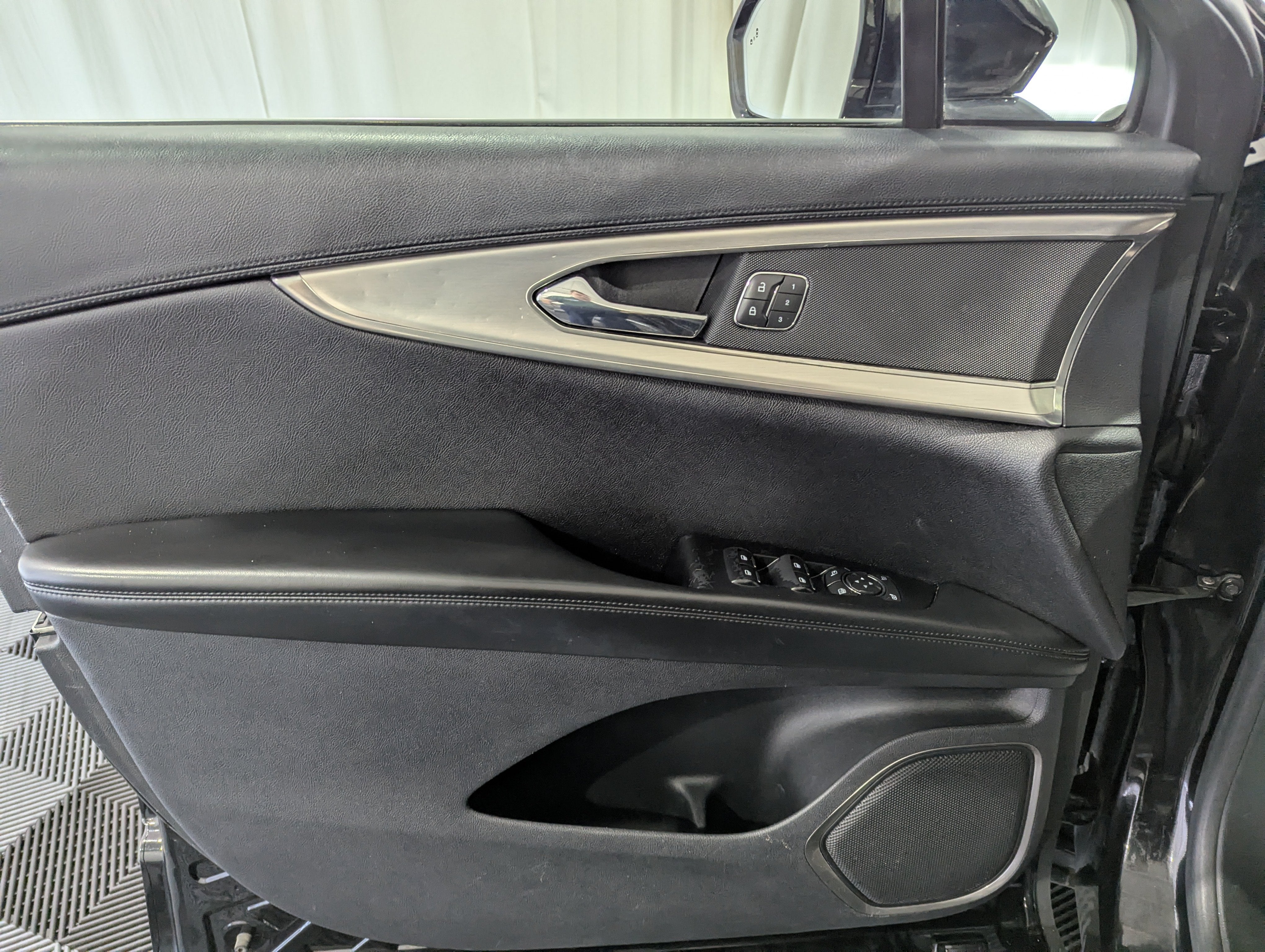 2019 Lincoln Nautilus Standard AWD