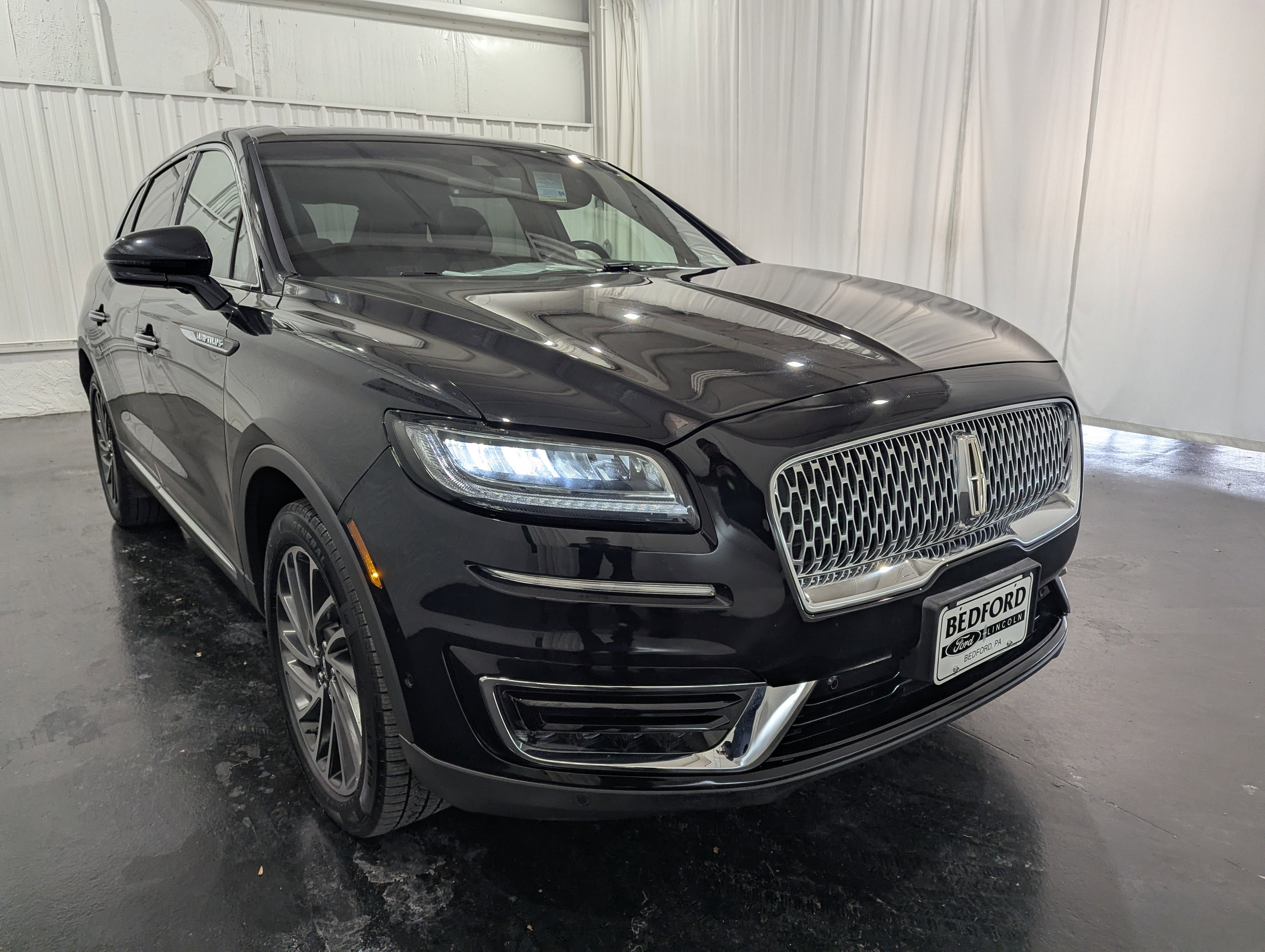 2019 Lincoln Nautilus Reserve AWD