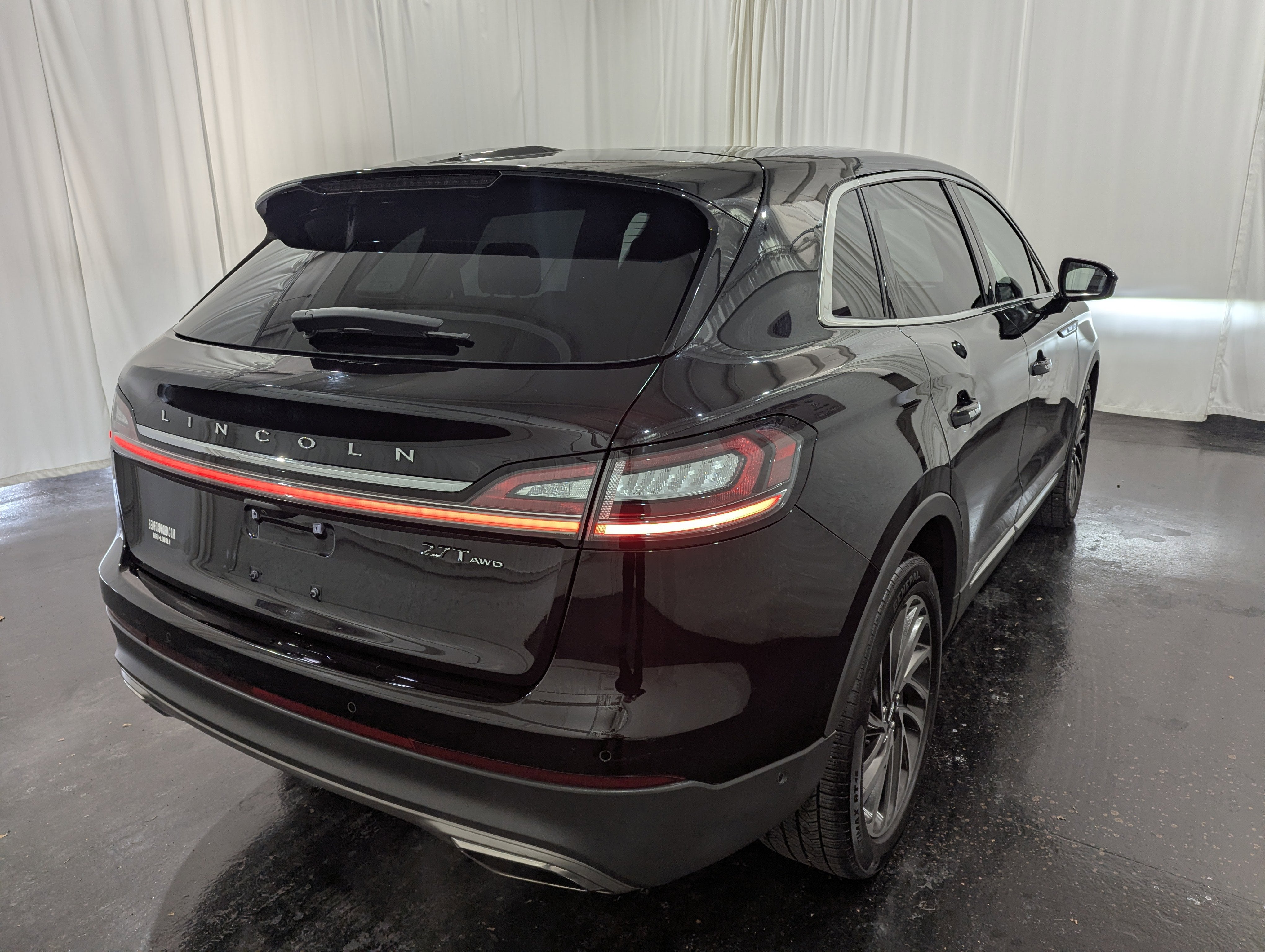 2019 Lincoln Nautilus Reserve AWD