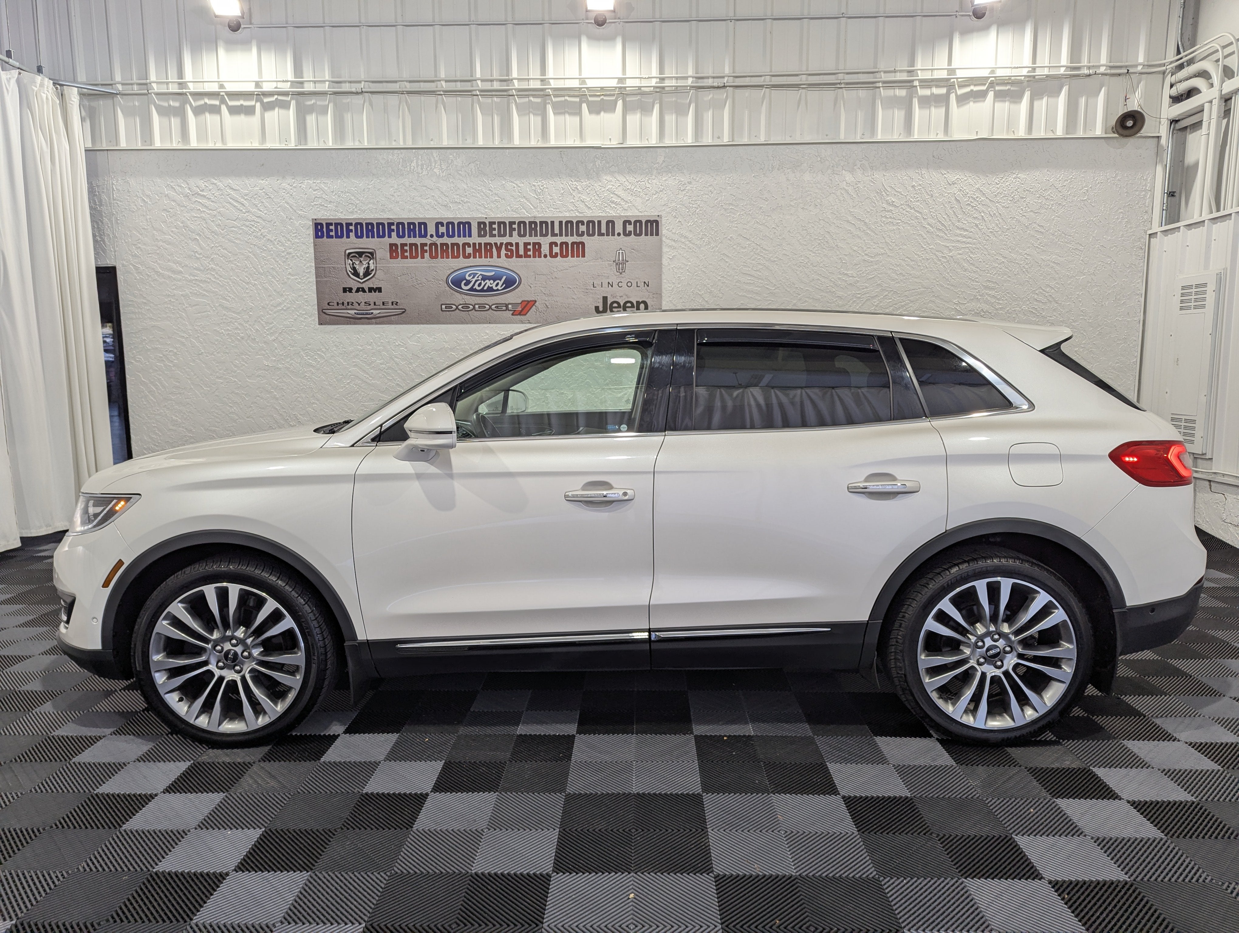 Used 2018 Lincoln MKX Reserve with VIN 2LMPJ8LPXJBL21689 for sale in Bedford, PA