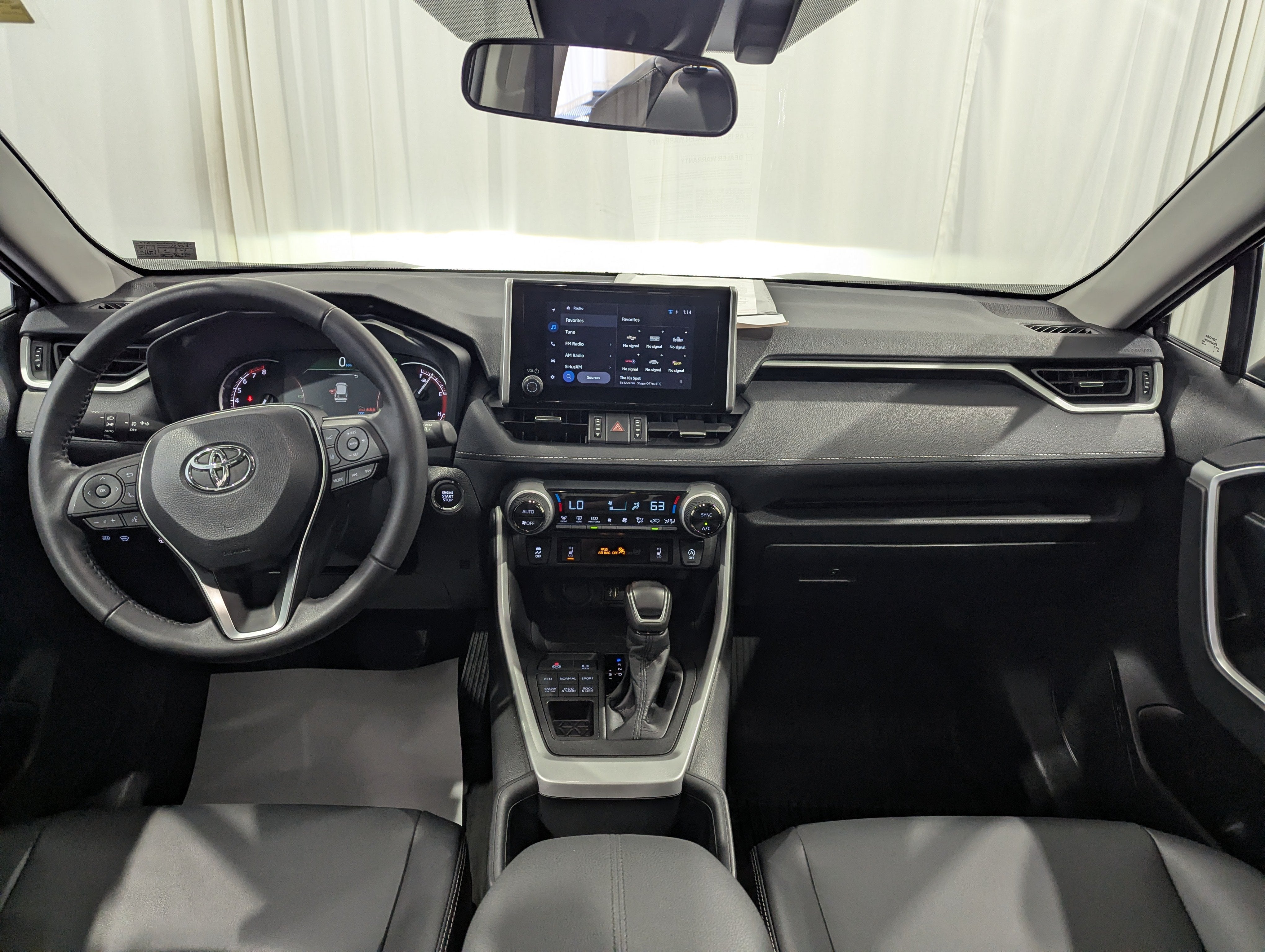 2025 Toyota RAV4 XLE Premium AWD