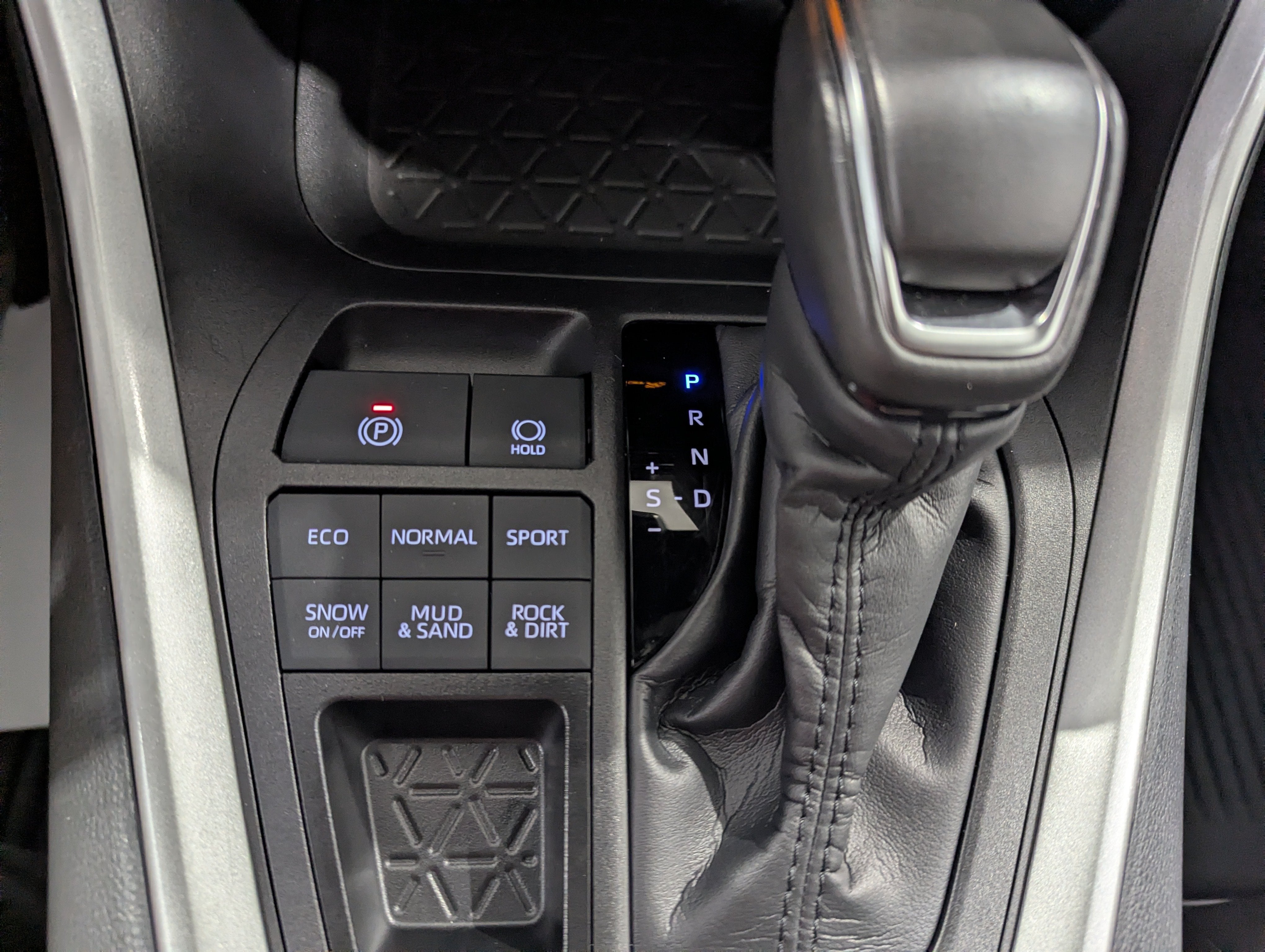 2025 Toyota RAV4 XLE Premium AWD