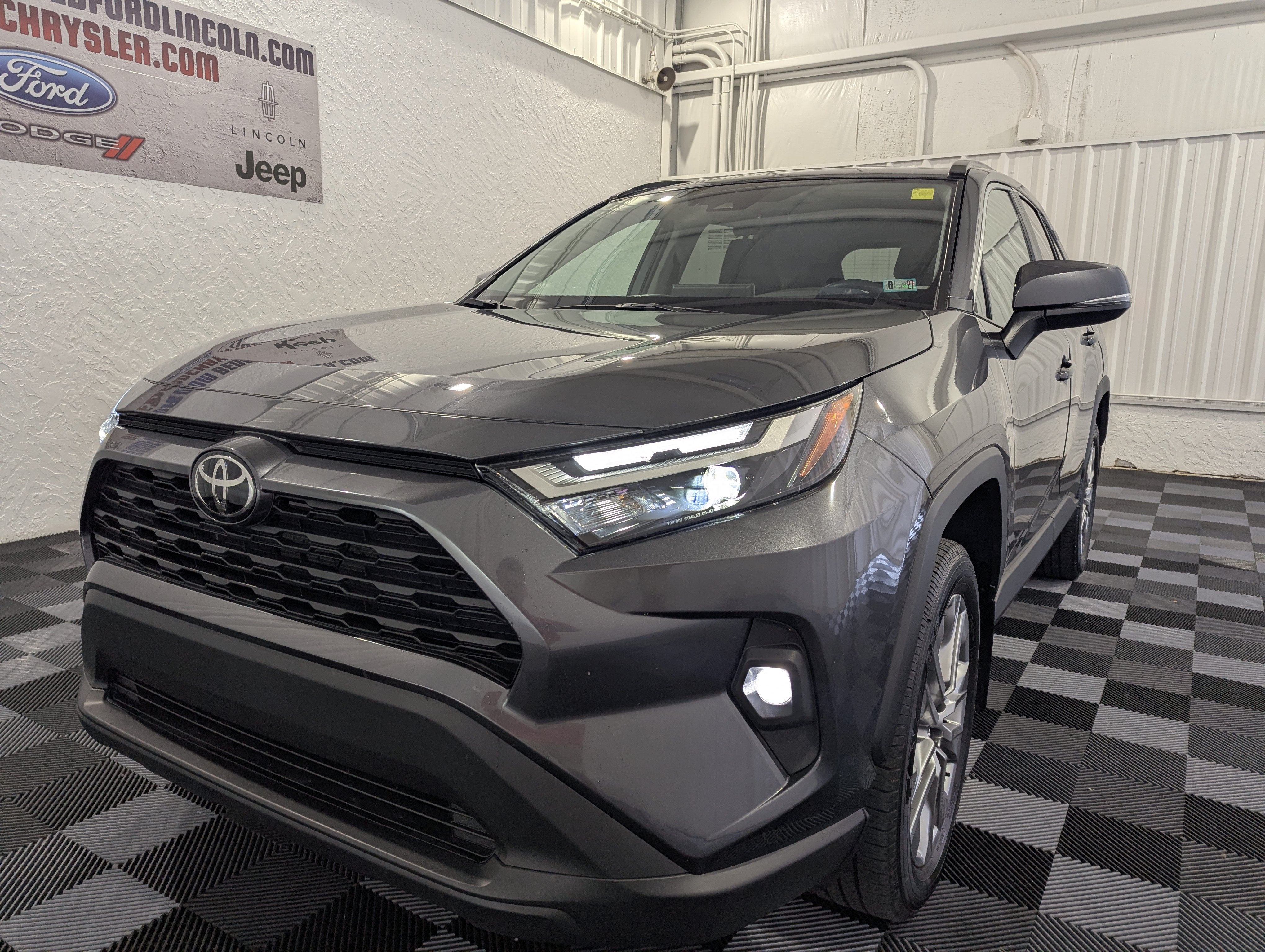 2025 Toyota RAV4 XLE Premium AWD