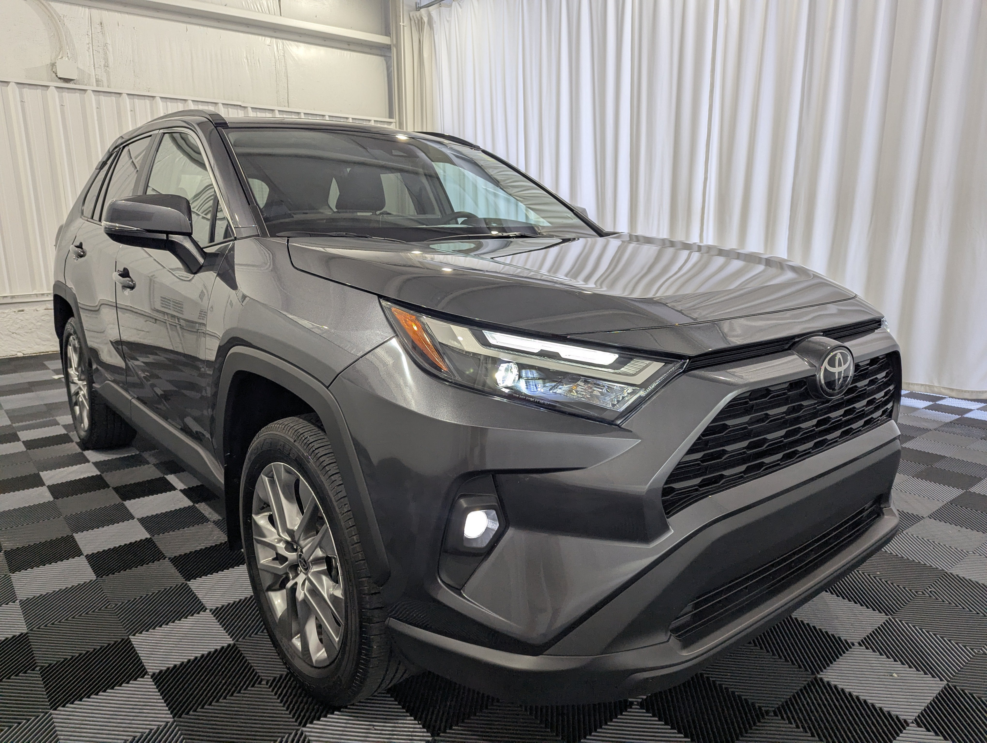 2025 Toyota RAV4 XLE Premium AWD