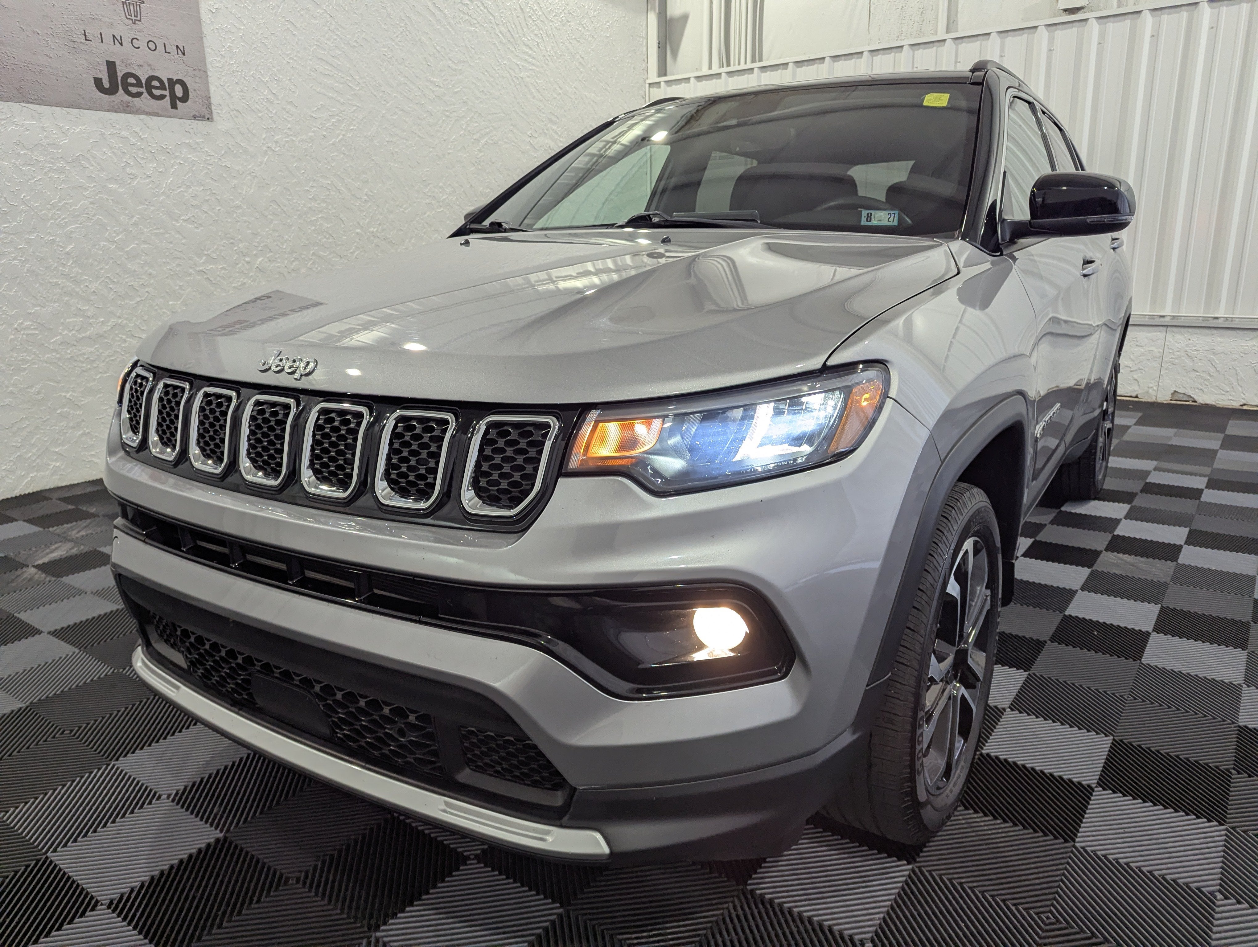 2023 Jeep Compass Limited 4x4