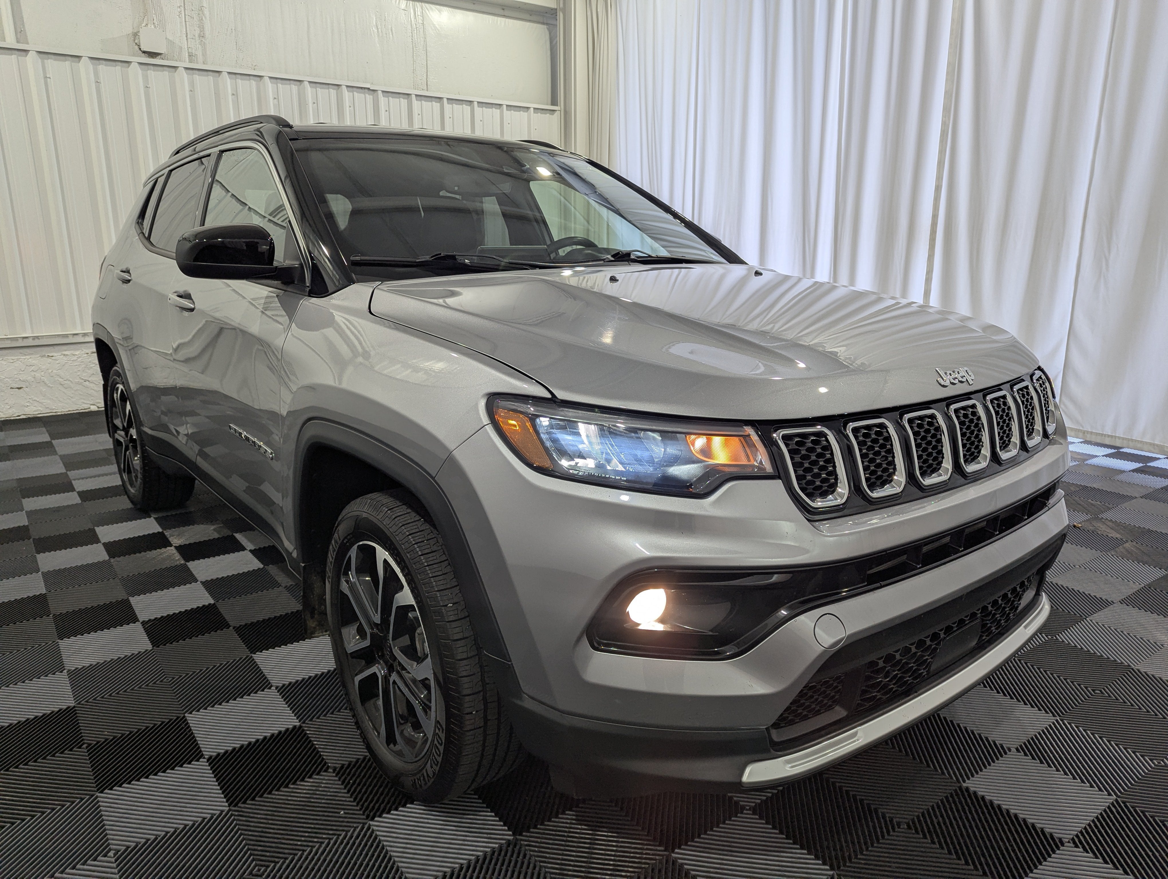 2023 Jeep Compass Limited 4x4