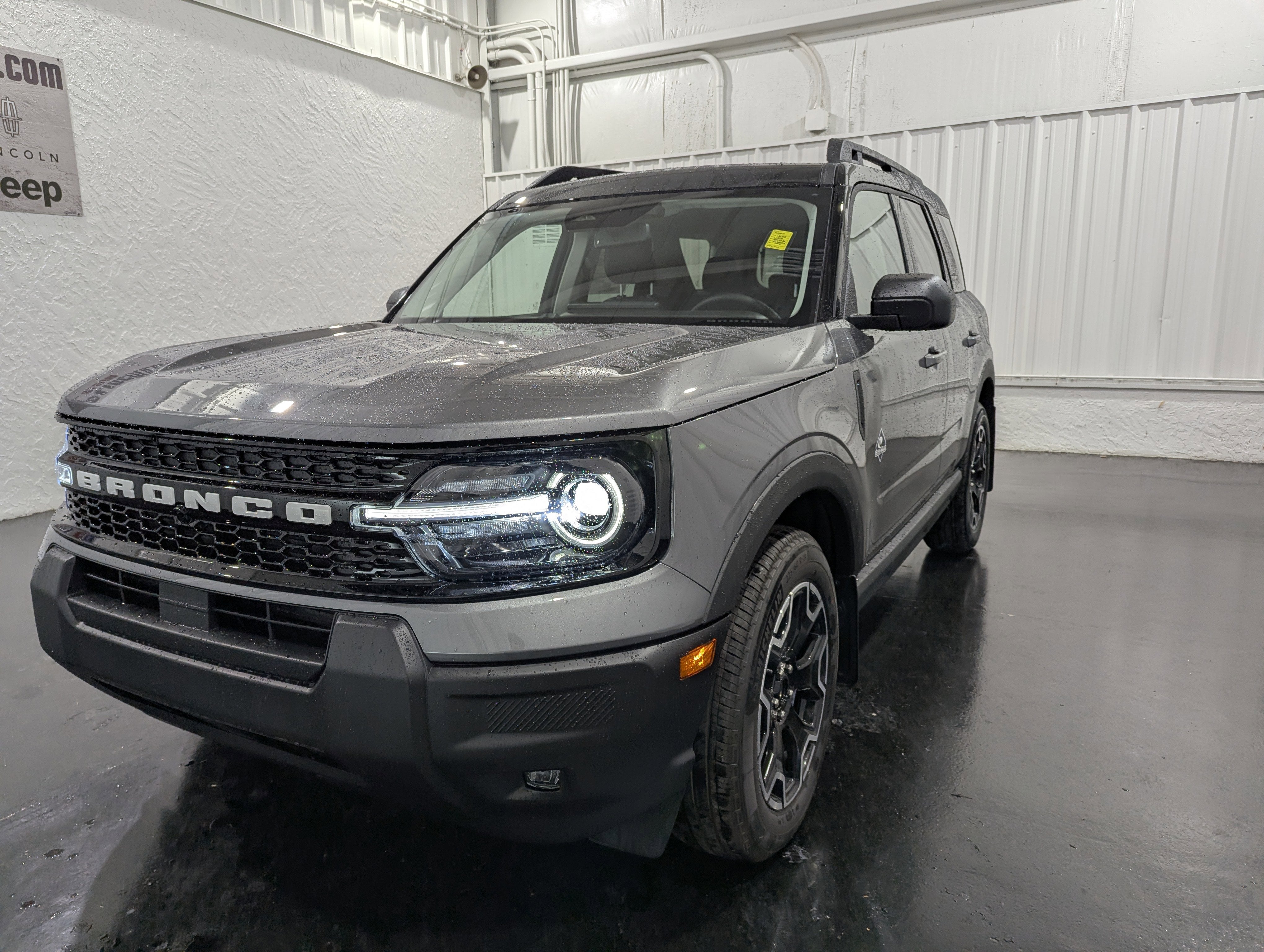 2025 Ford Bronco Sport Outer Banks 4x4