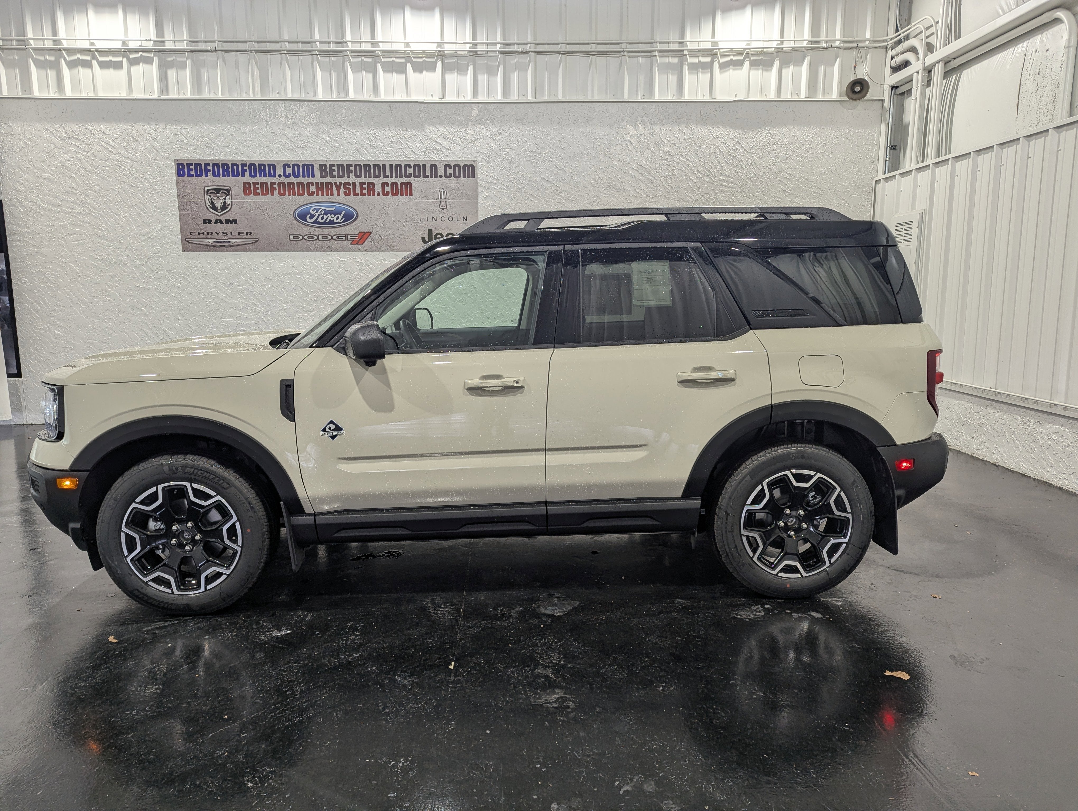2025 Ford Bronco Sport Outer Banks 4x4