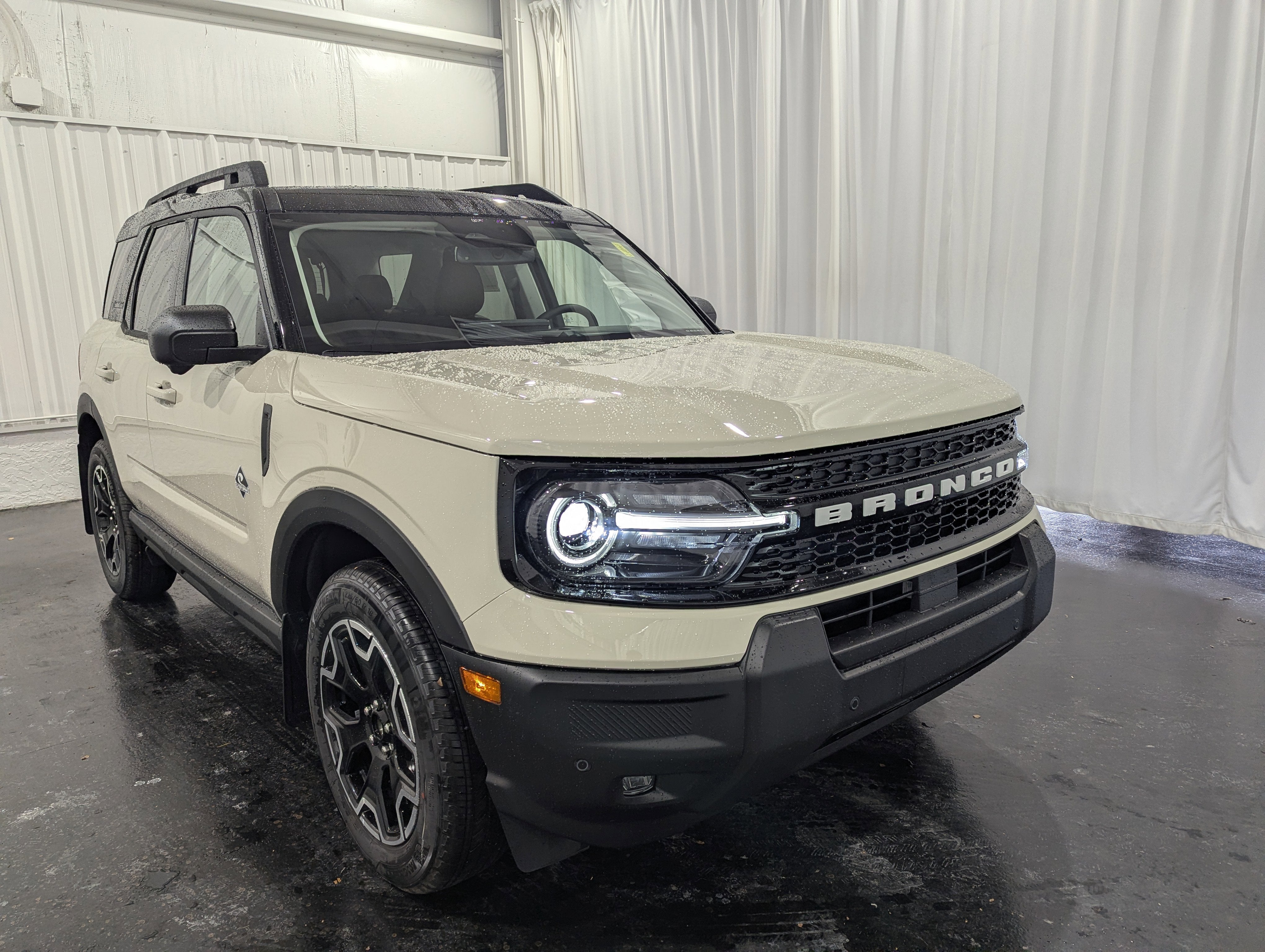 2025 Ford Bronco Sport Outer Banks 4x4