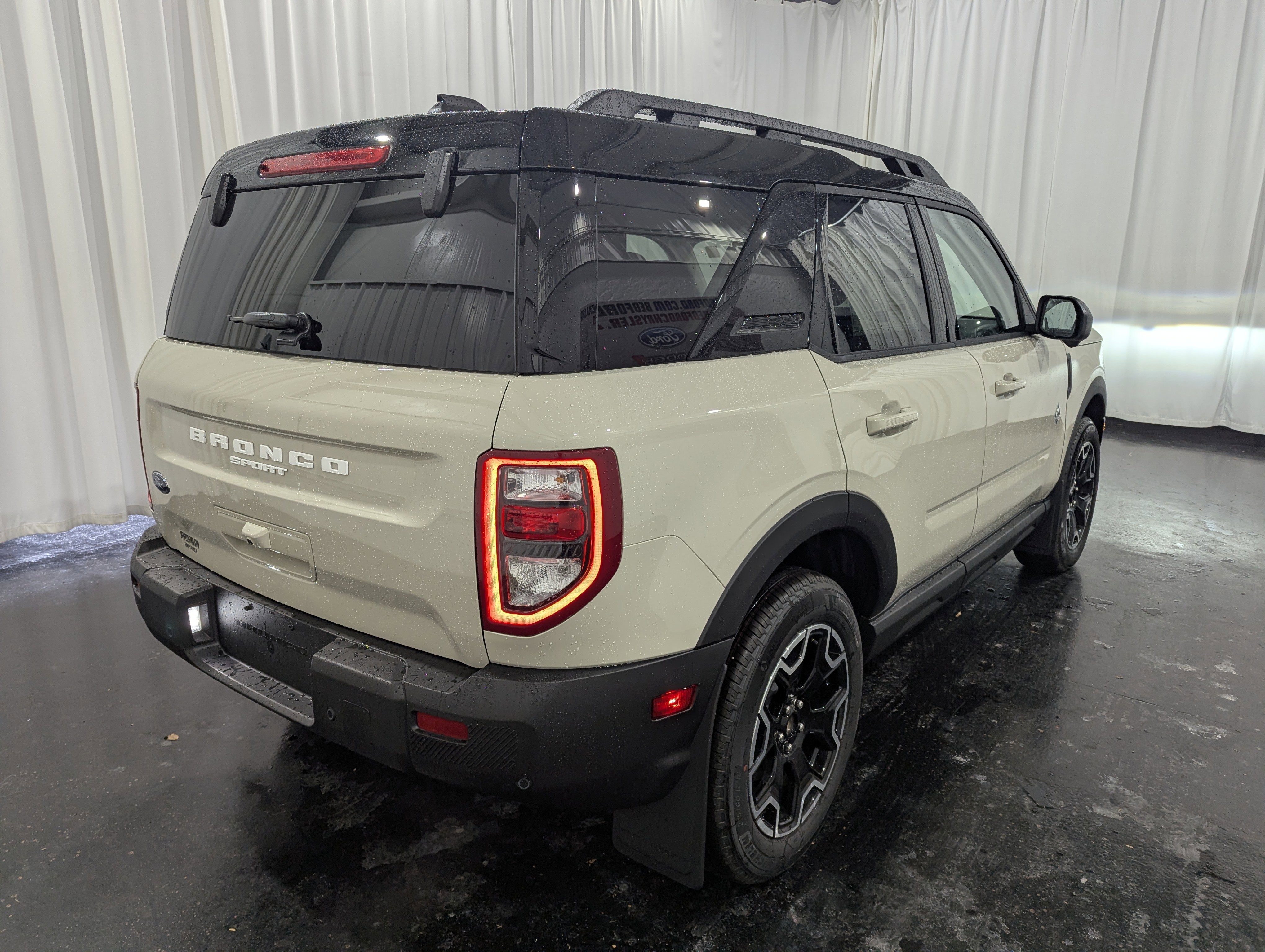 2025 Ford Bronco Sport Outer Banks 4x4