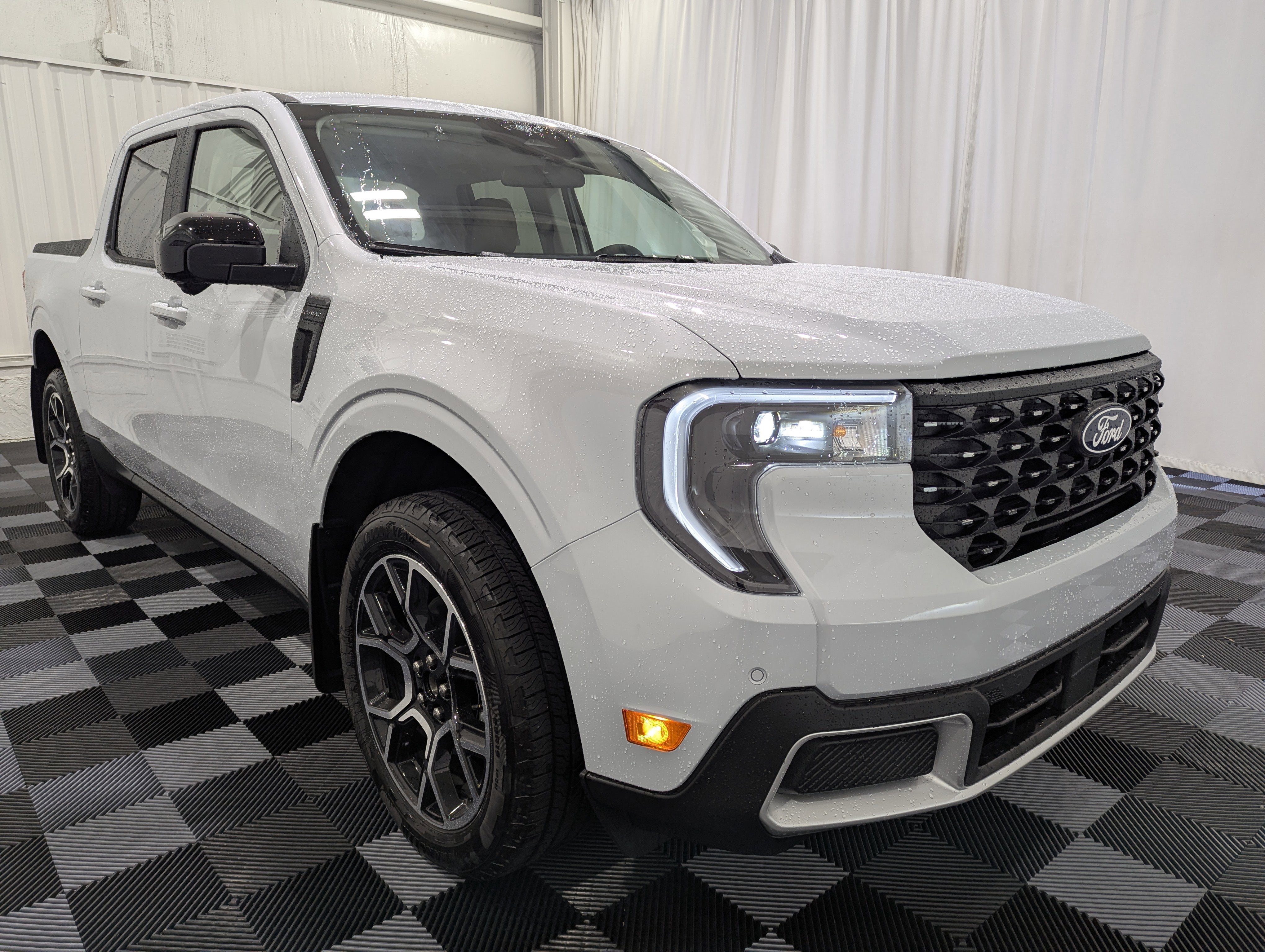 2026 Ford Maverick Lariat AWD