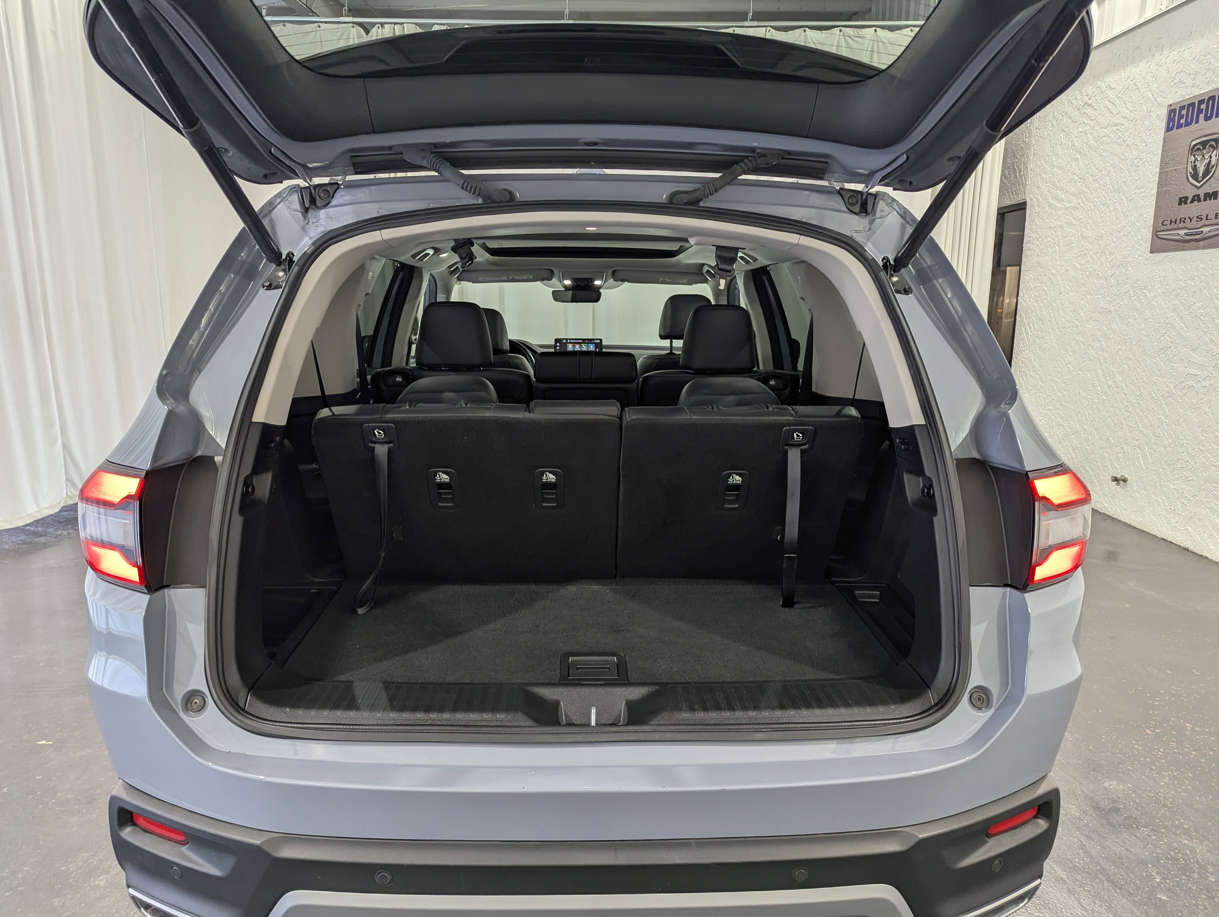 2025 Honda Pilot Touring Sport AWD