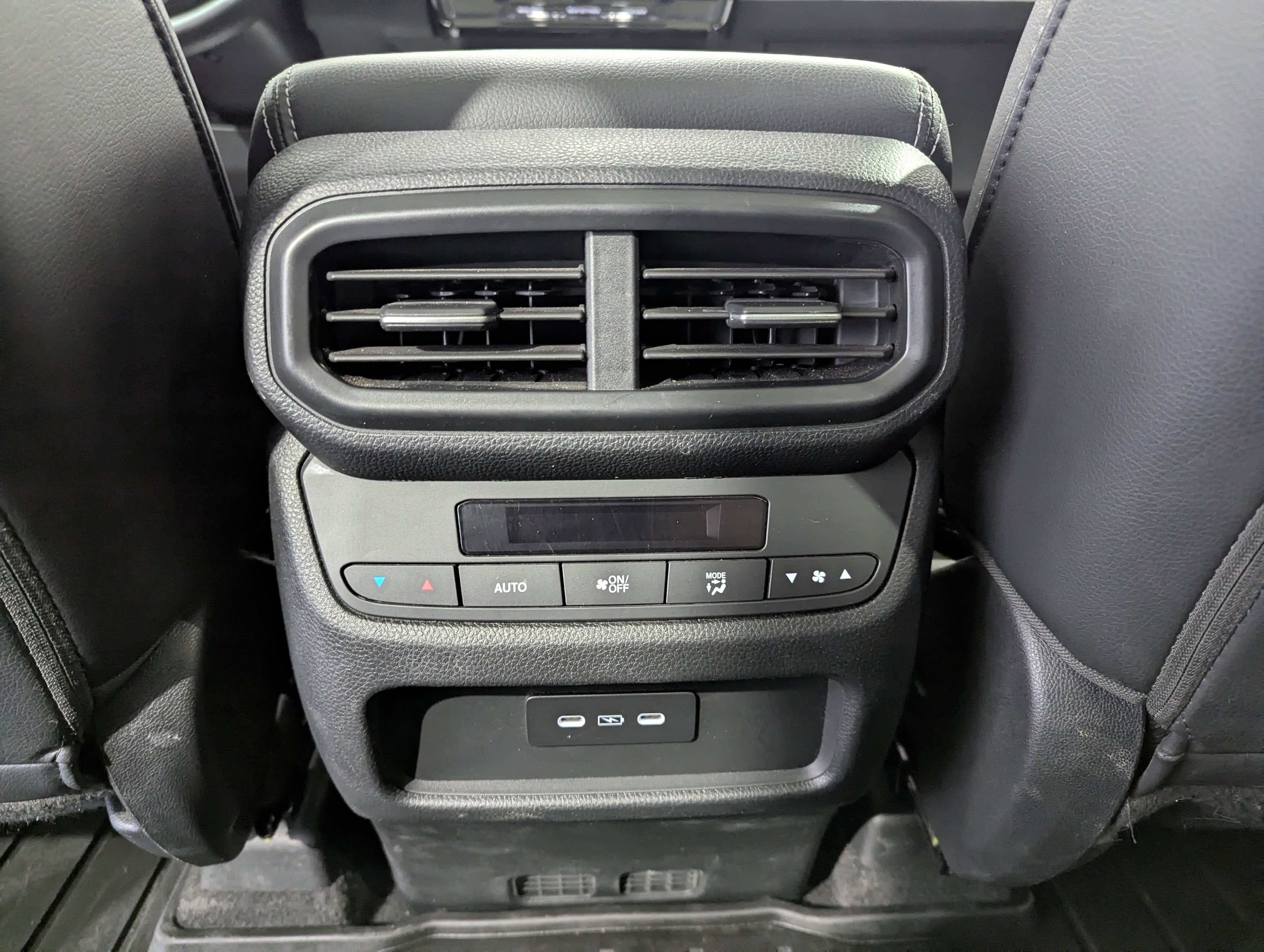 2025 Honda Pilot Touring Sport AWD