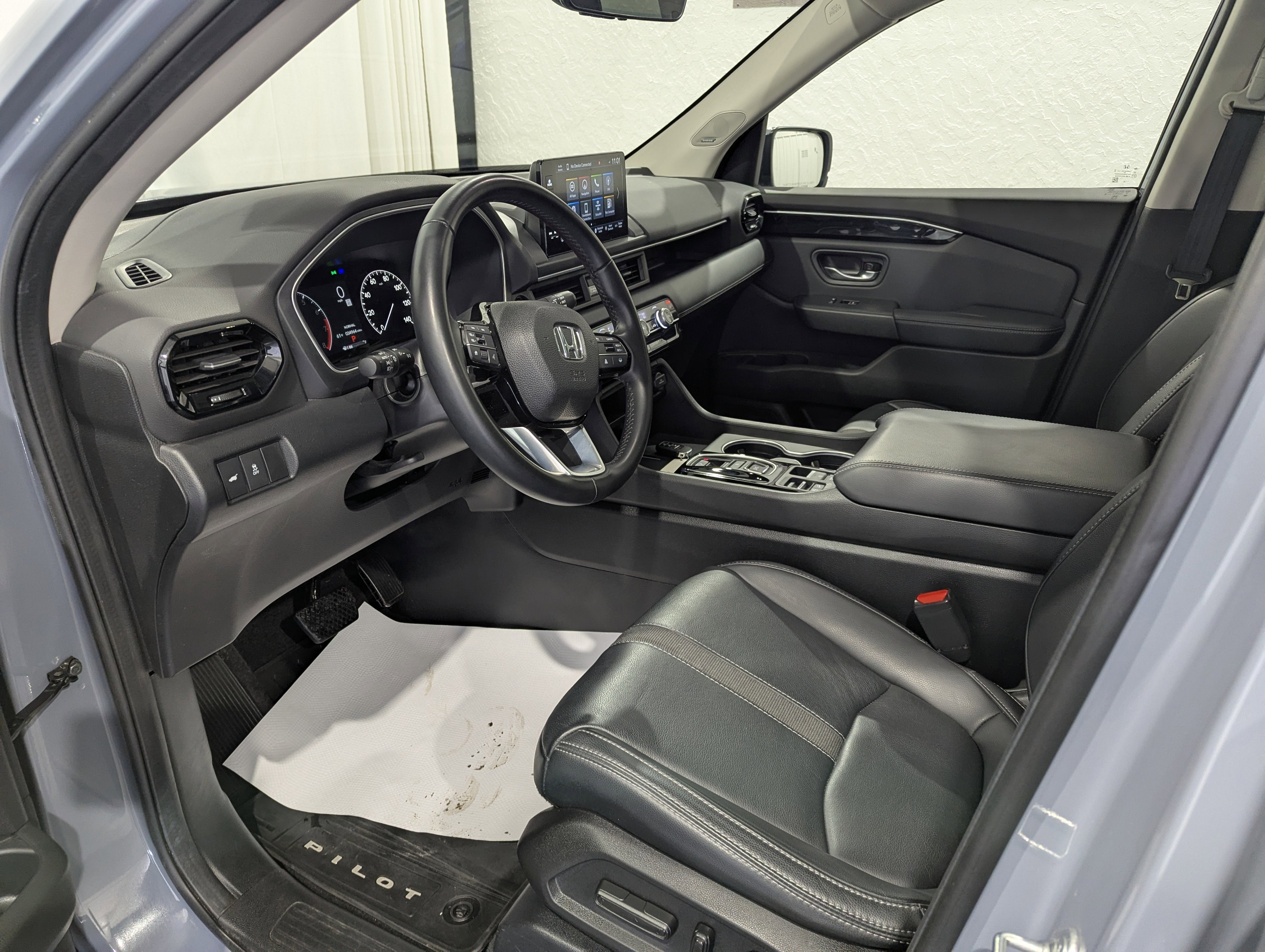 2025 Honda Pilot Touring Sport AWD