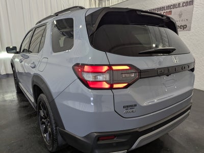 2025 Honda Pilot Touring Sport AWD
