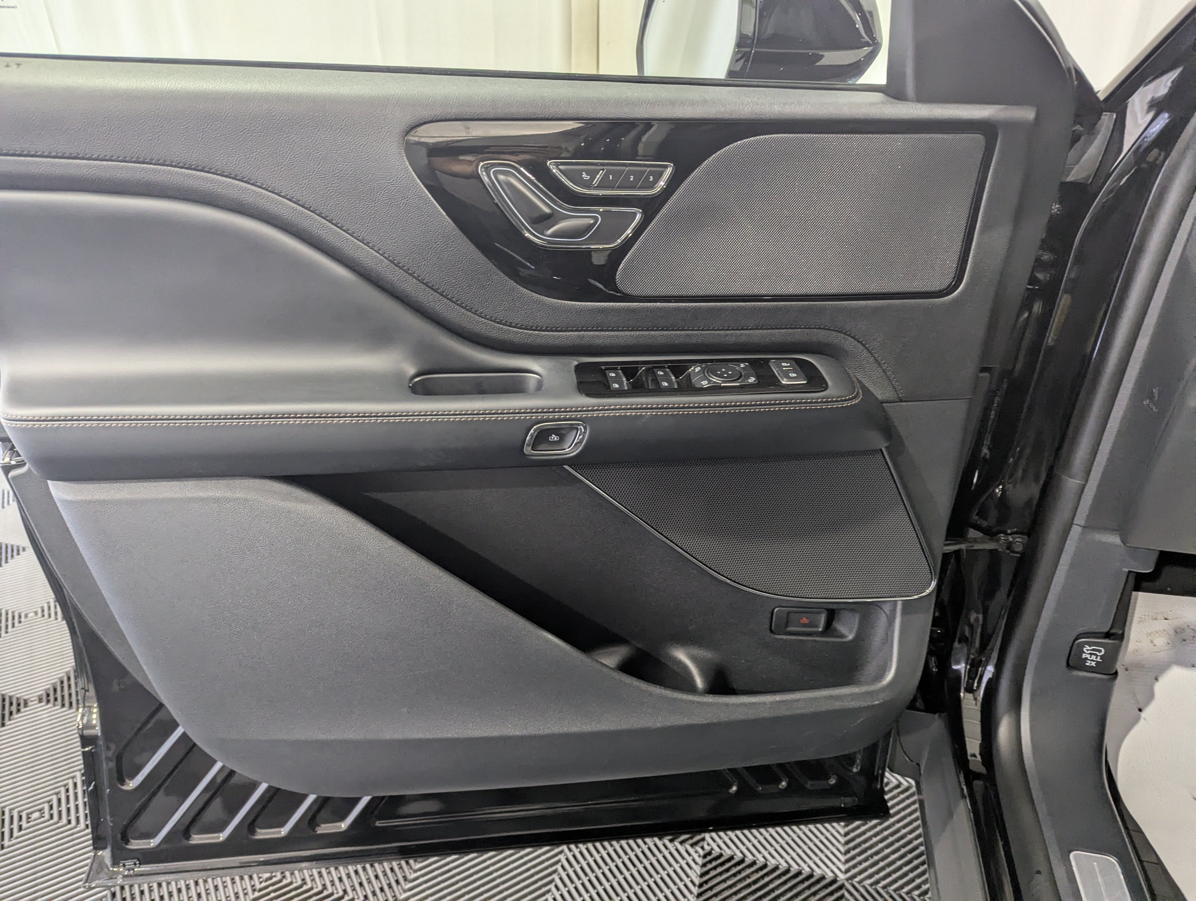 2026 Lincoln Aviator Premiere AWD