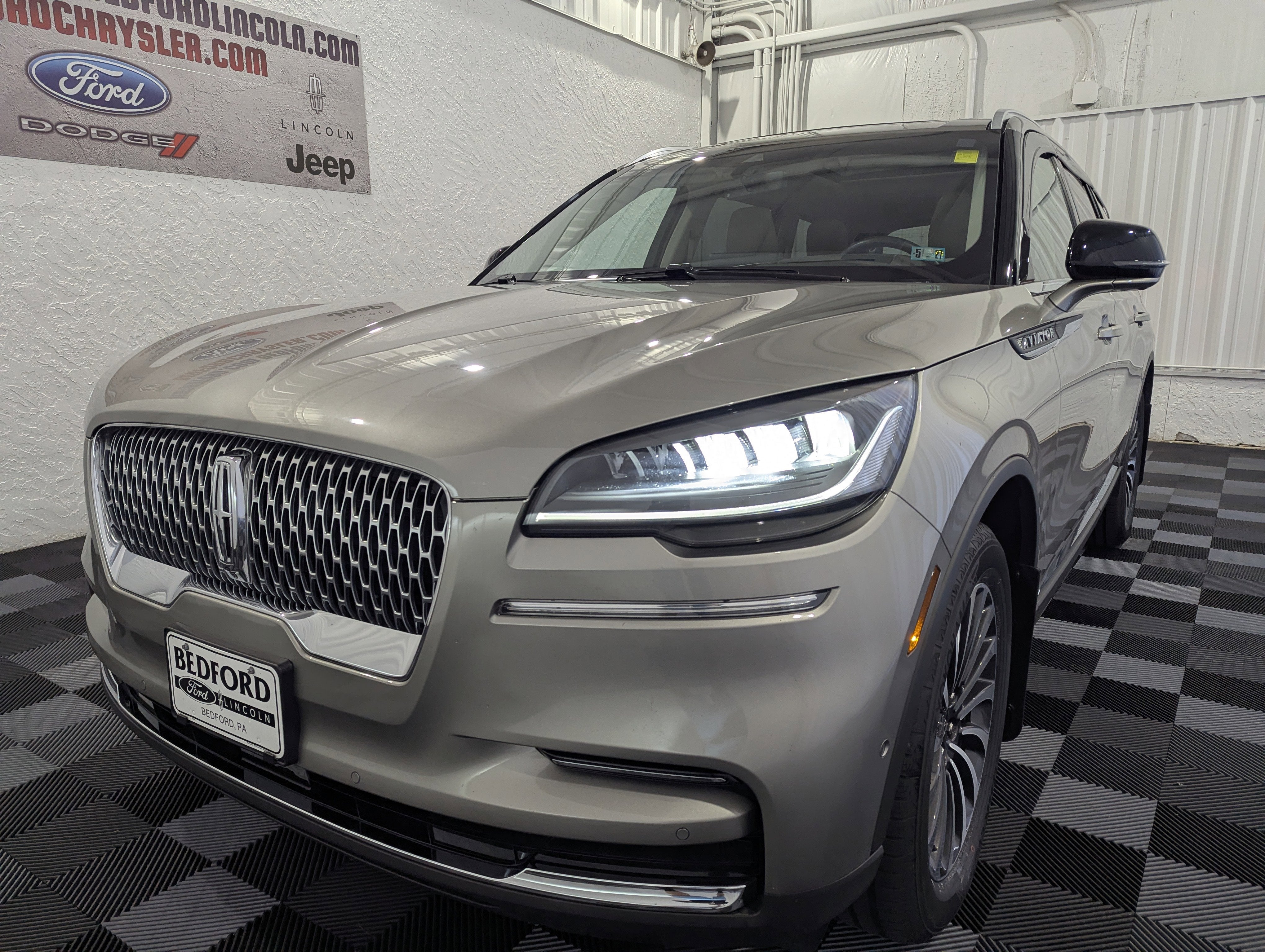 2023 Lincoln Aviator Reserve AWD