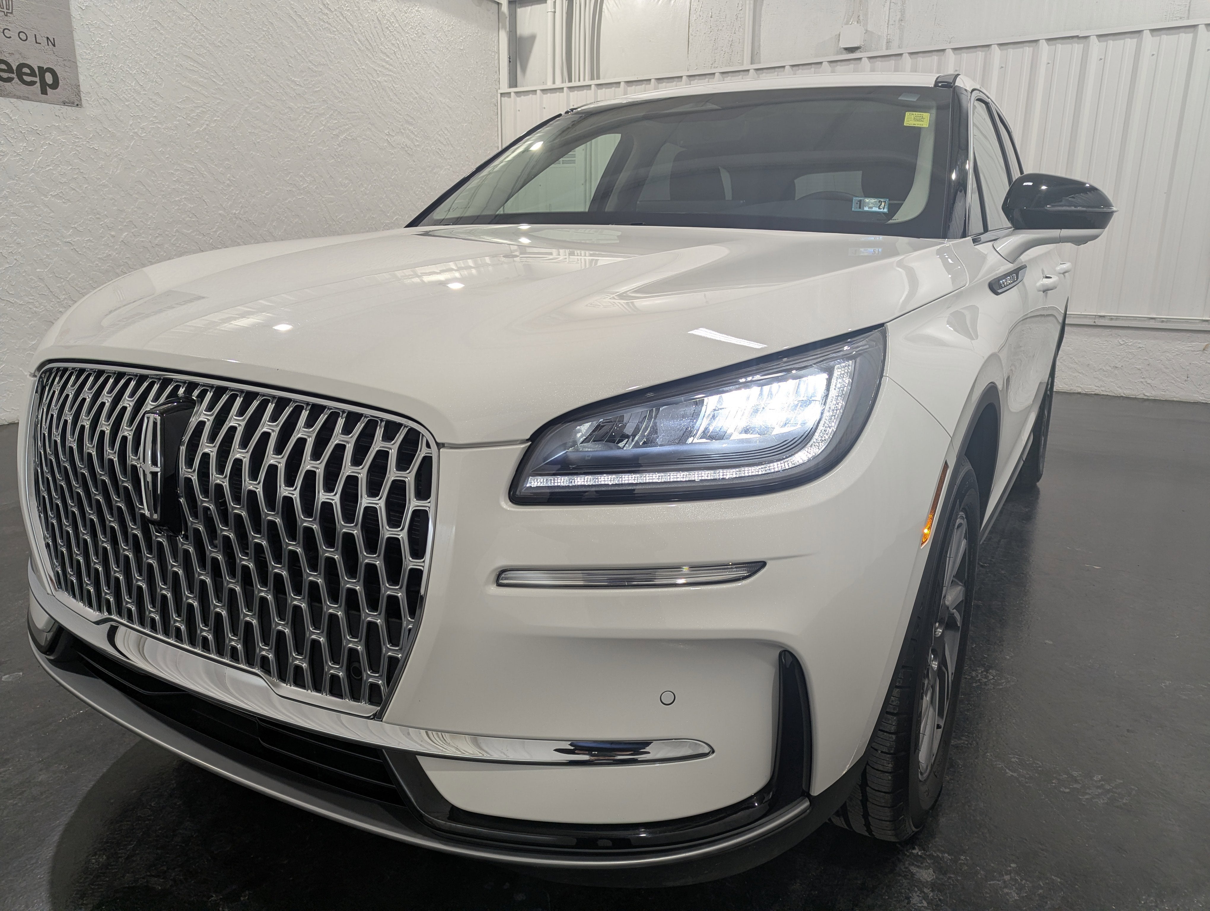 2023 Lincoln Corsair Standard AWD