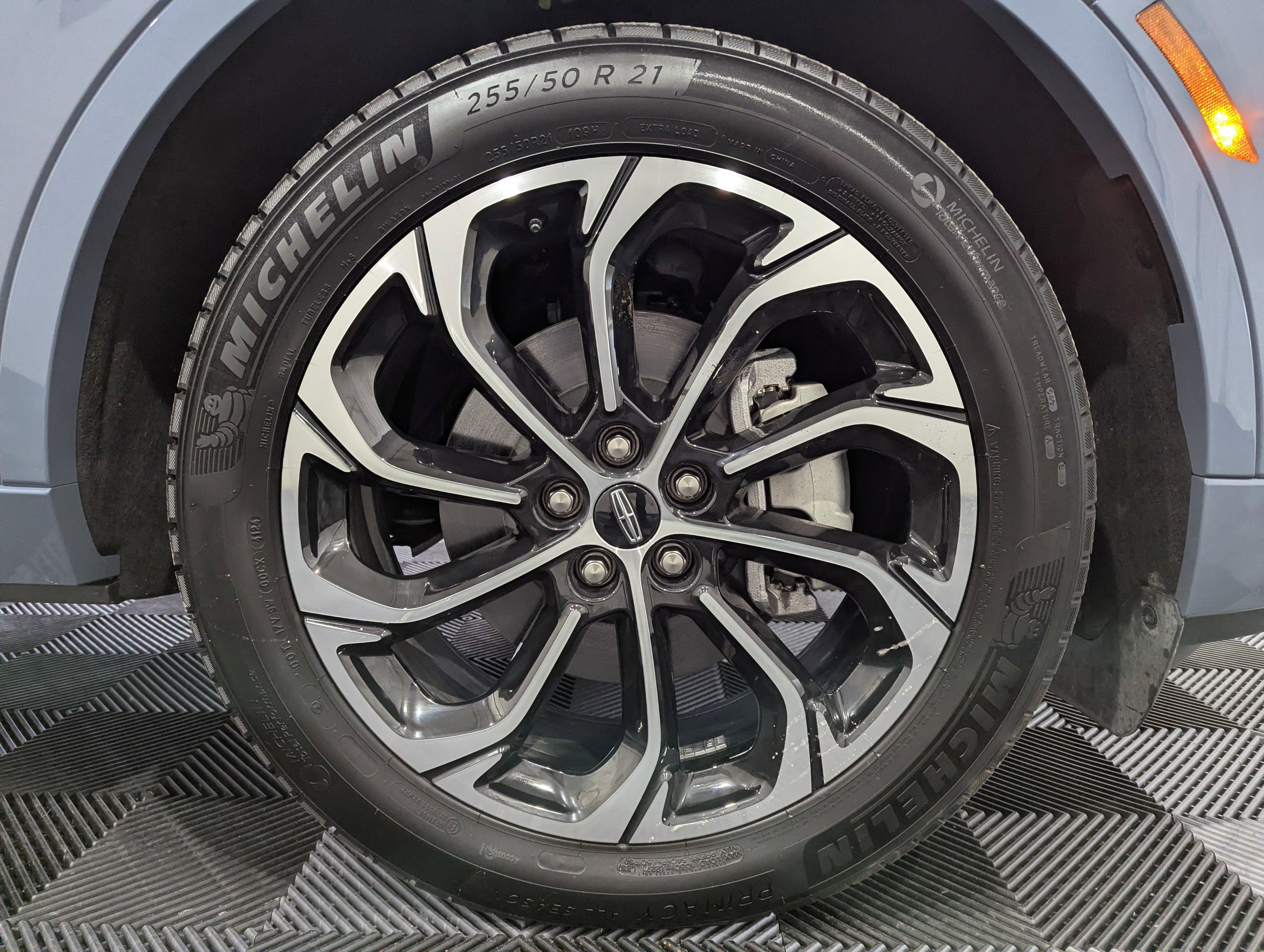 2025 Lincoln Nautilus Reserve AWD