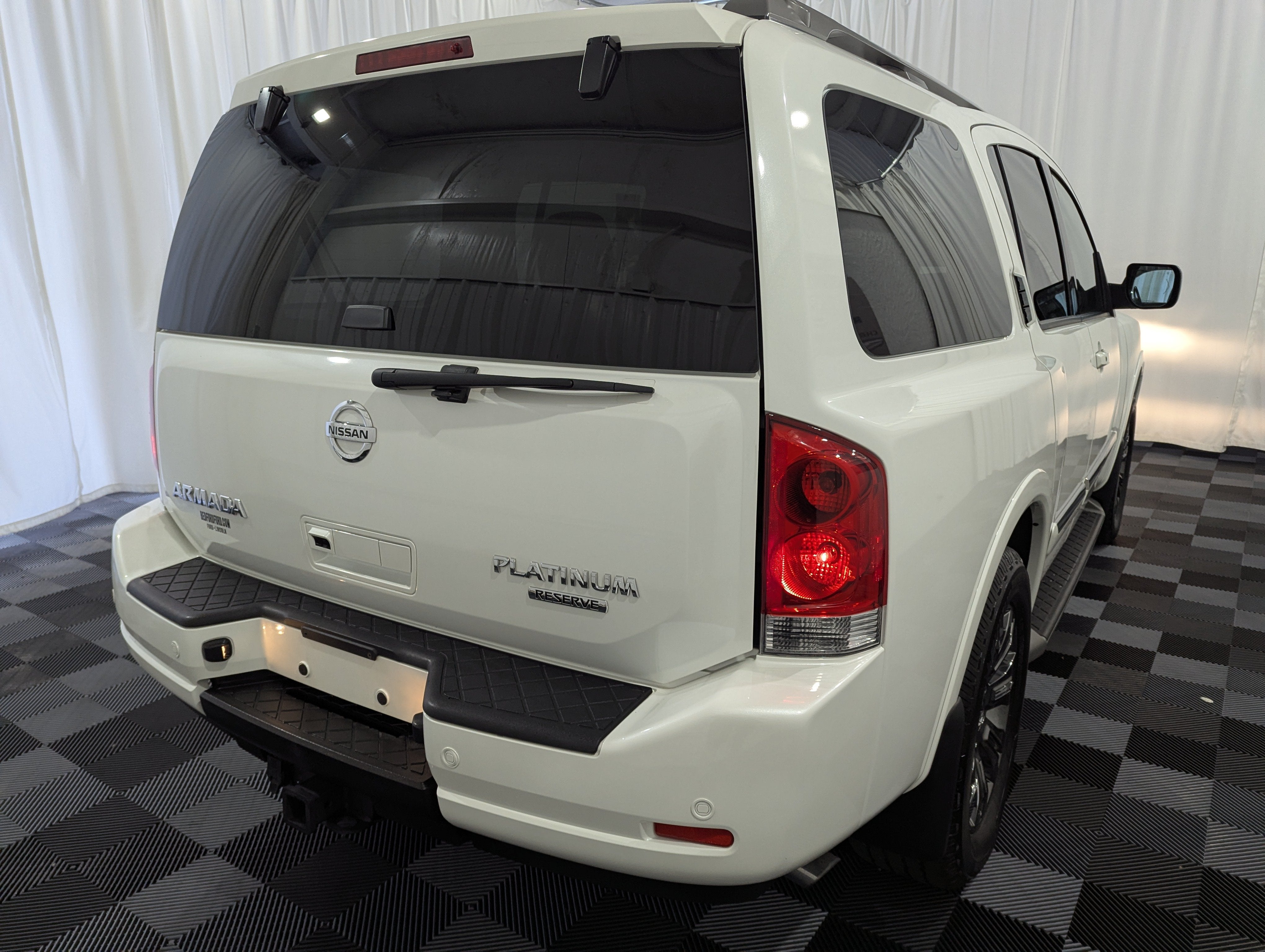 2015 Nissan Armada Platinum